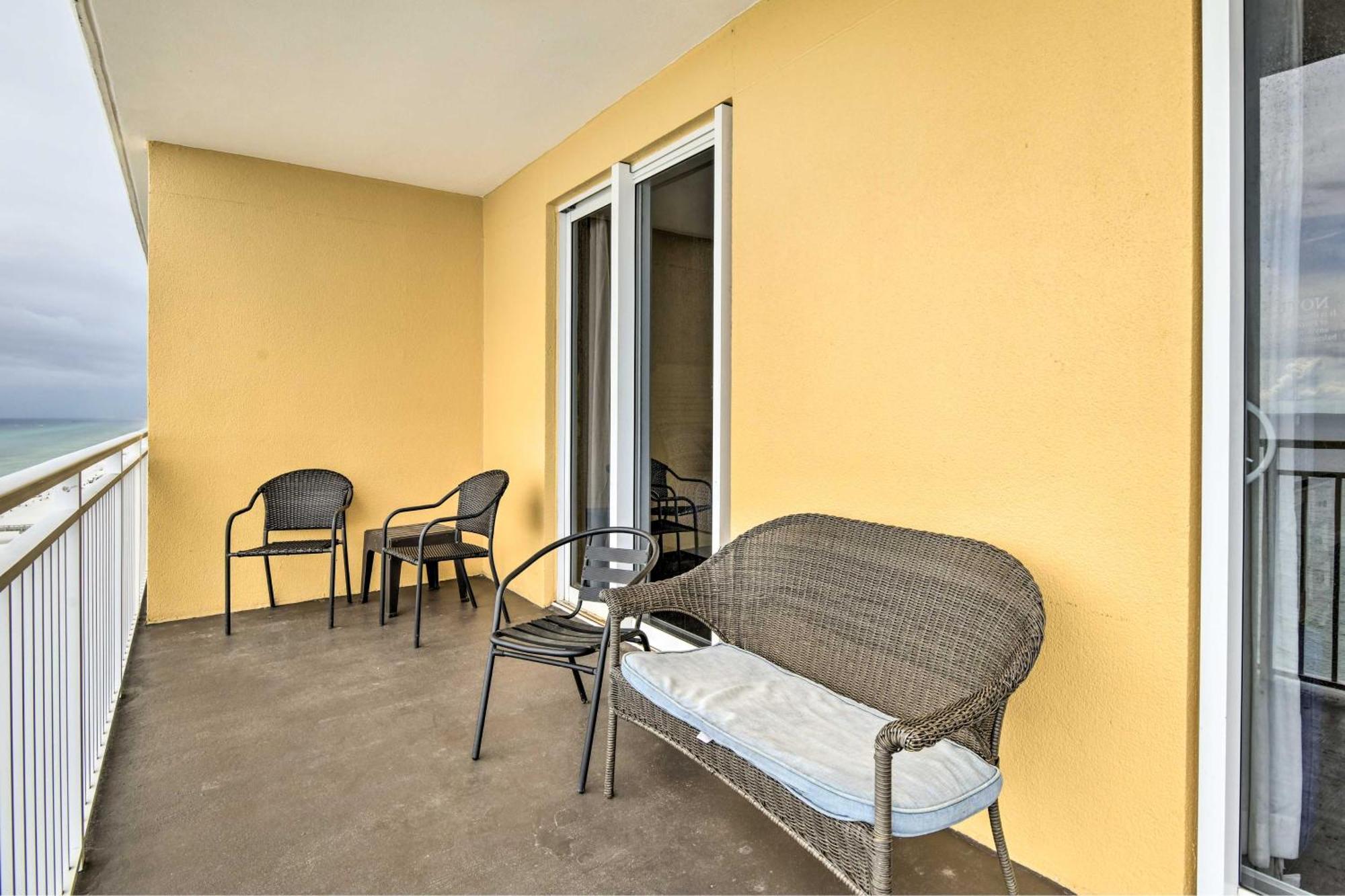 Oceanfront Pcb With Gulf Views And Pool Access! Apartment