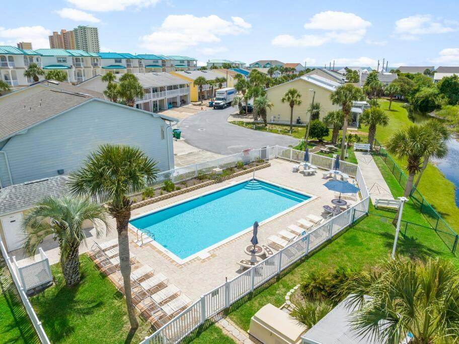 New! Steps To White Beaches! Pool & Grill! 2br 2ba Panama City Beach