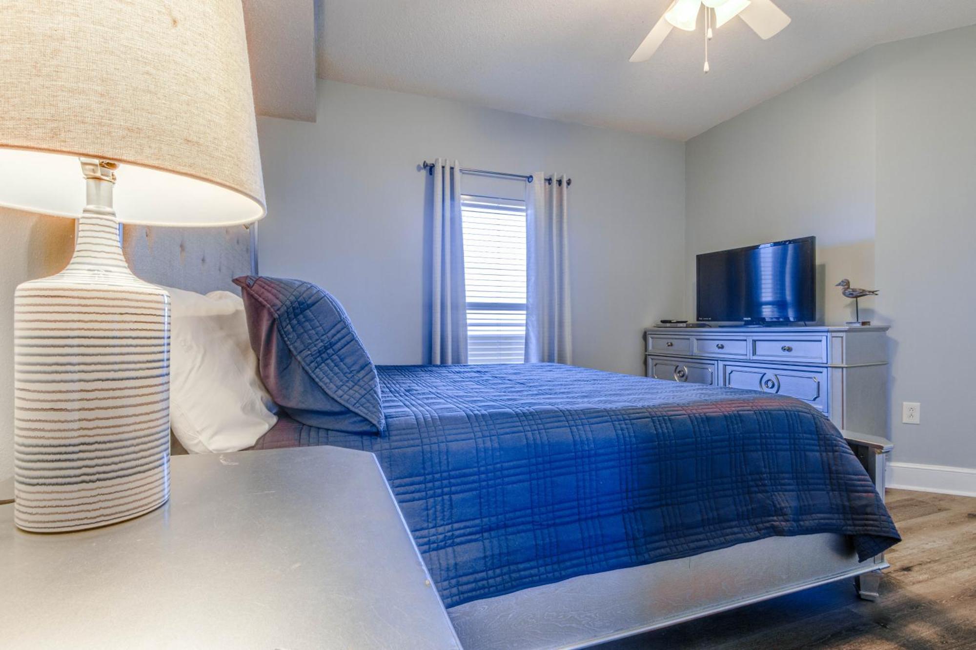 Majestic #1613-1 By Book That Panama City Beach