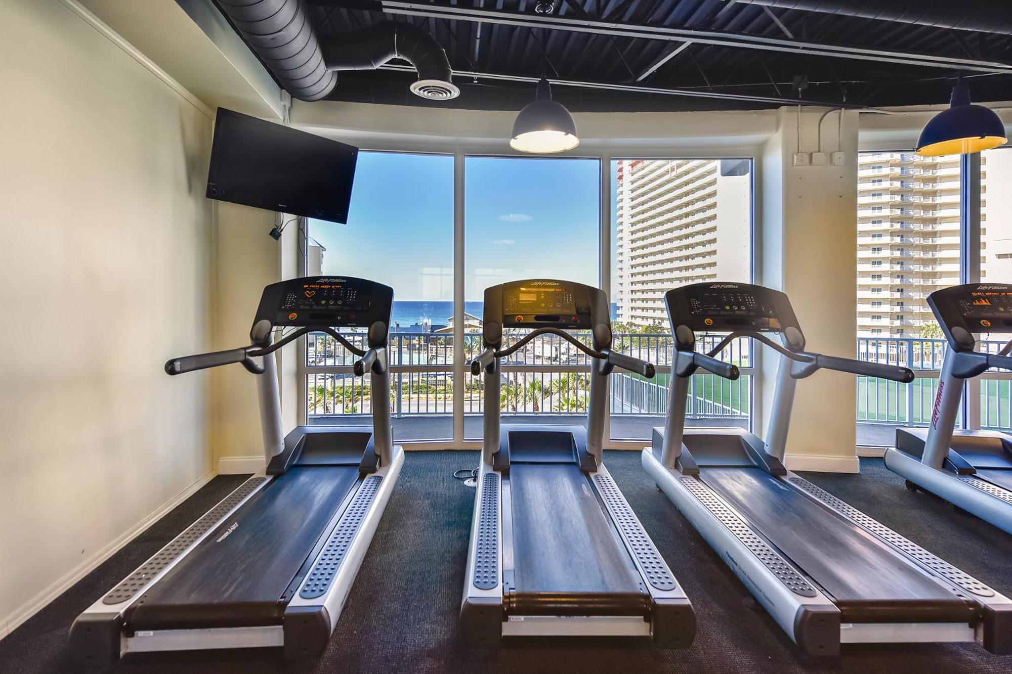 Laketown Wharf #1518 By Book That Holiday home Panama City Beach