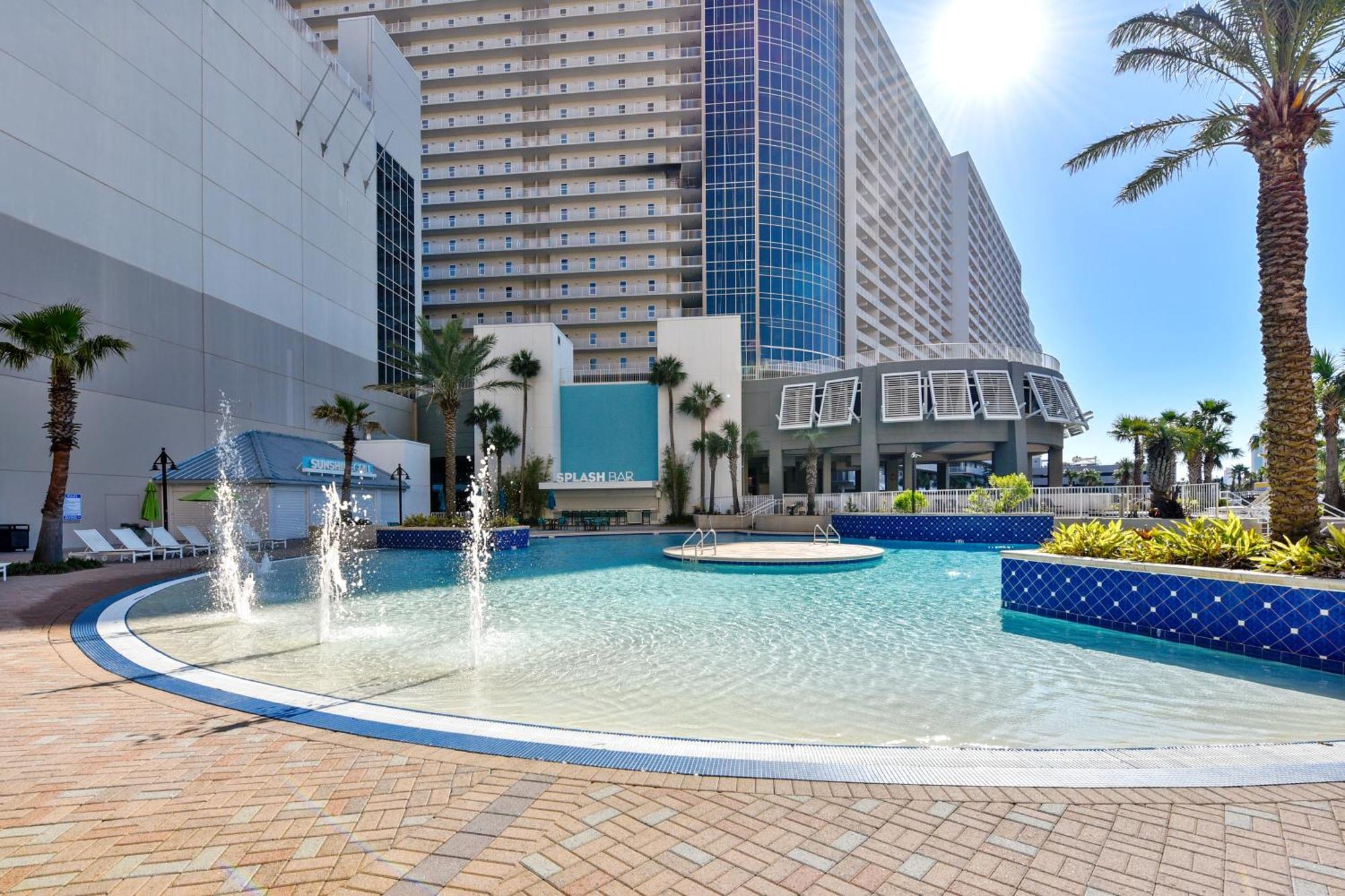 Laketown Wharf #1518 By Book That