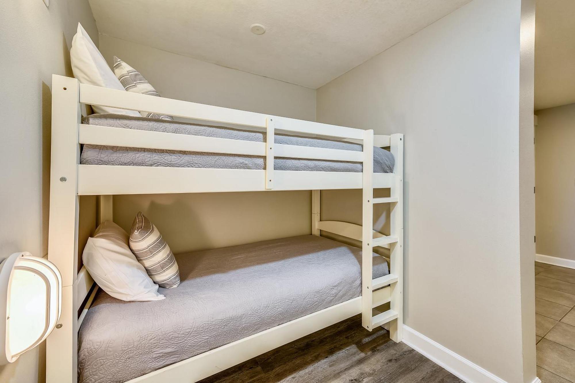 Grand Panama #908-1 By Book That Panama City Beach
