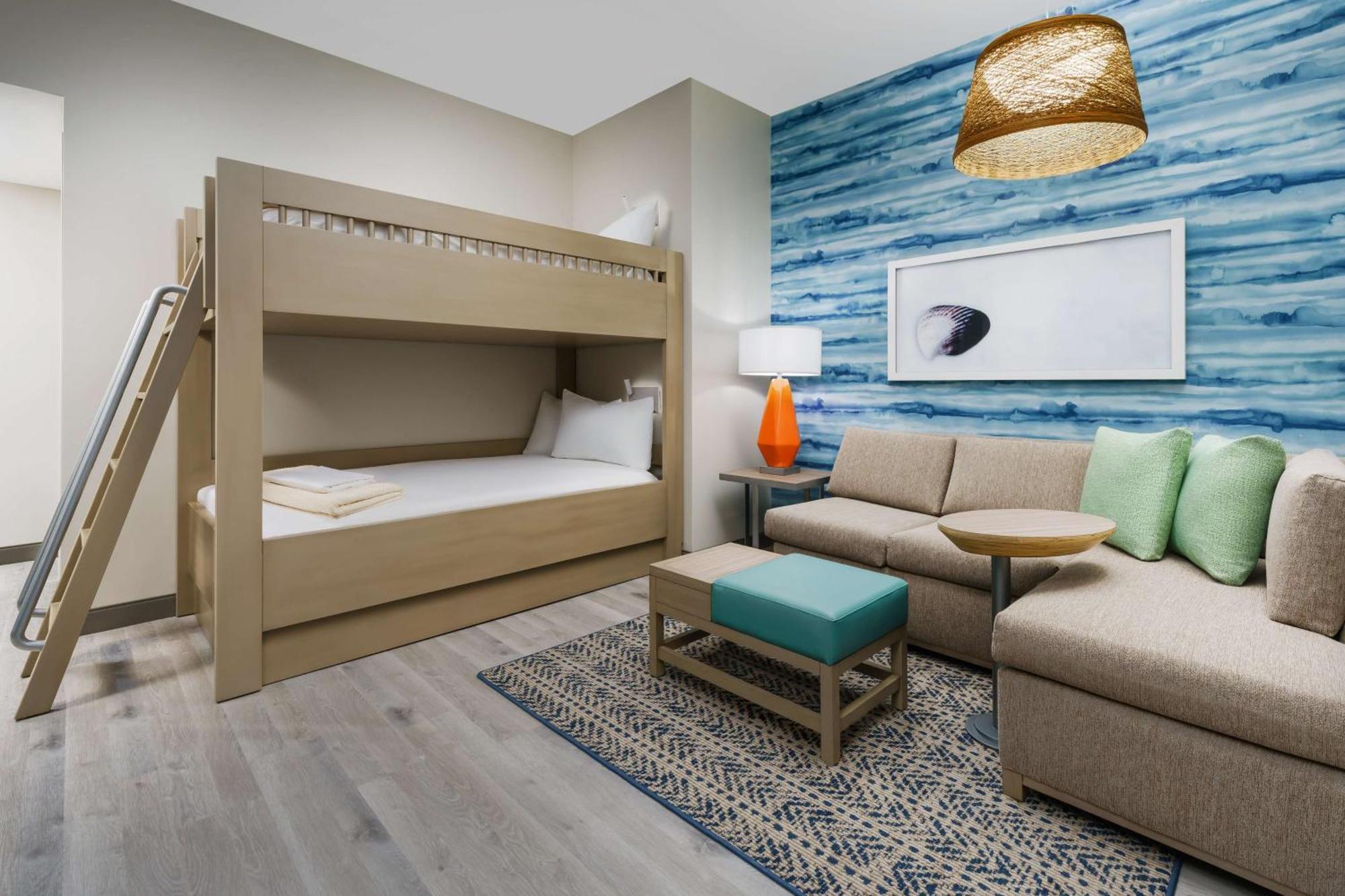 Hyatt Place Panama - Beachfront Hotel 5*