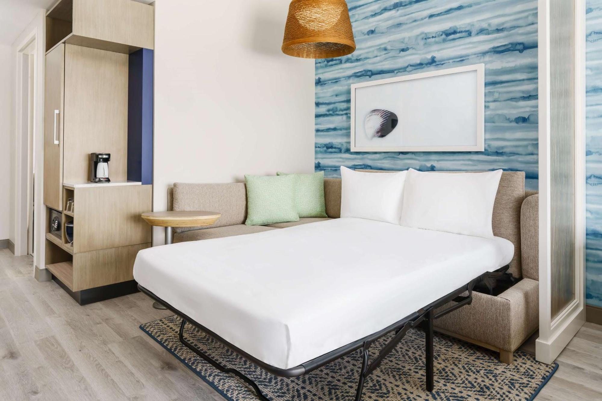 Hyatt Place Panama - Beachfront Hotel 5*