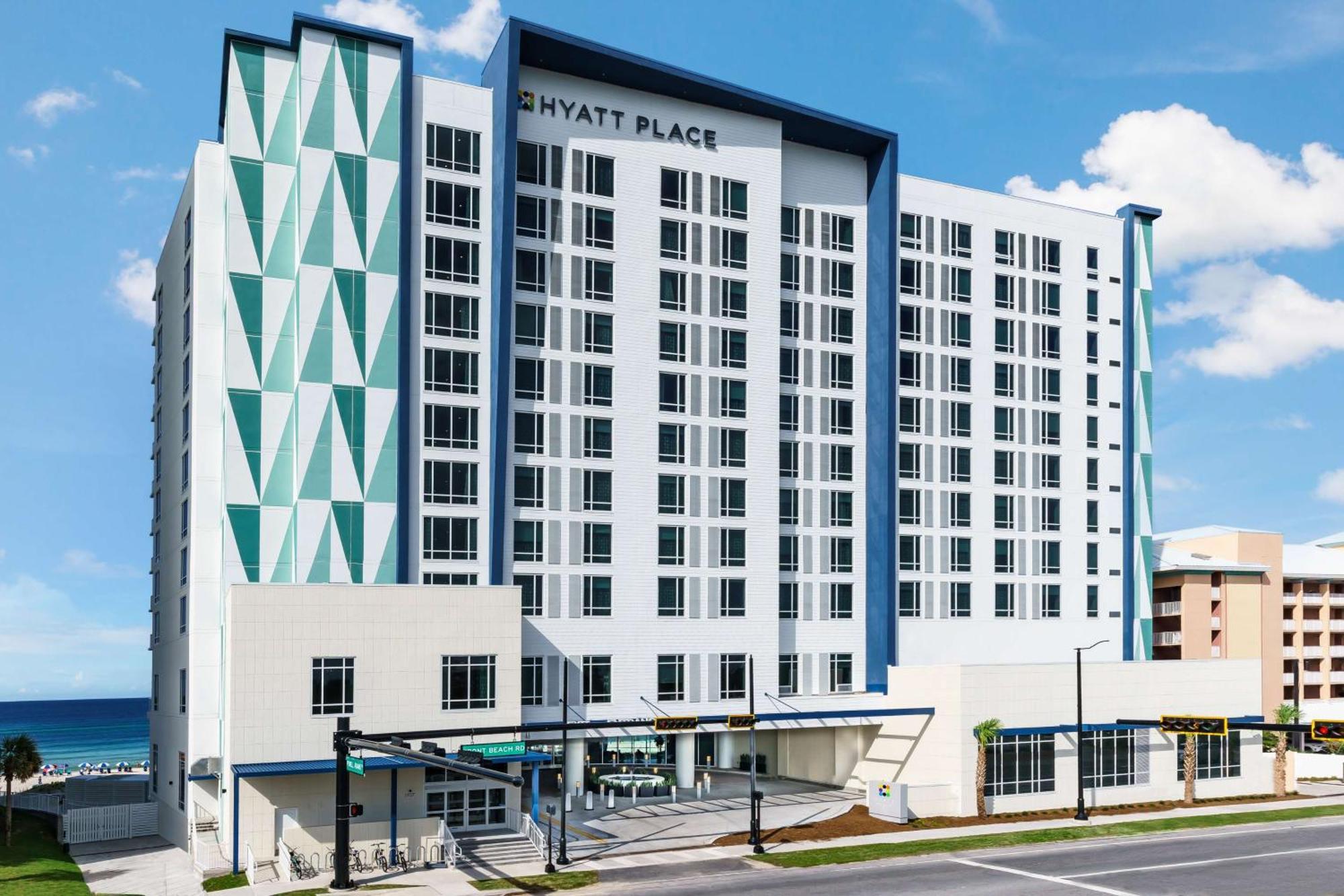 Hyatt Place Panama - Beachfront 5*