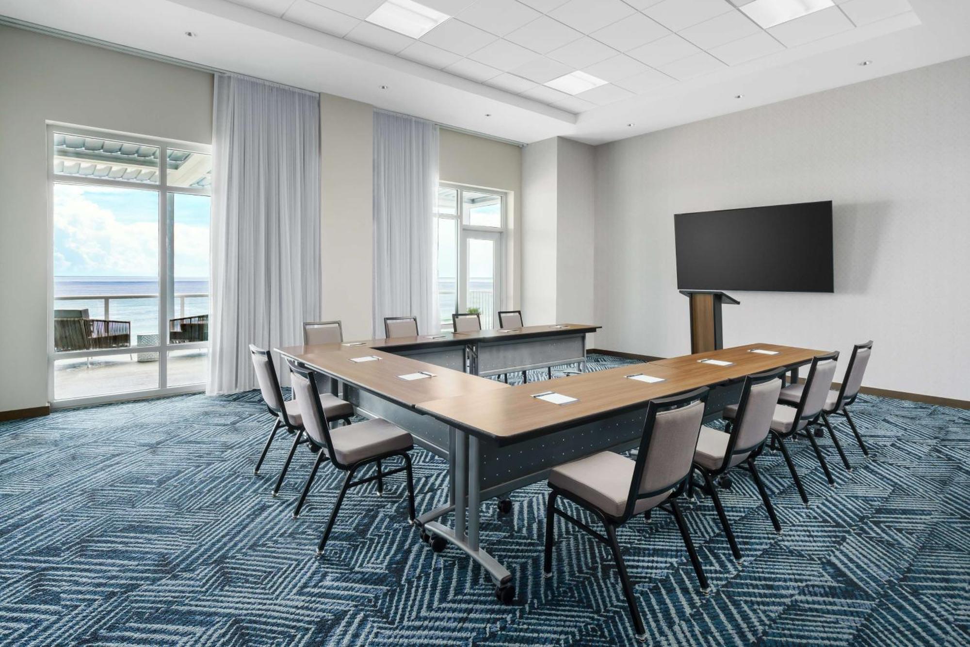 Hyatt Place Panama - Beachfront
