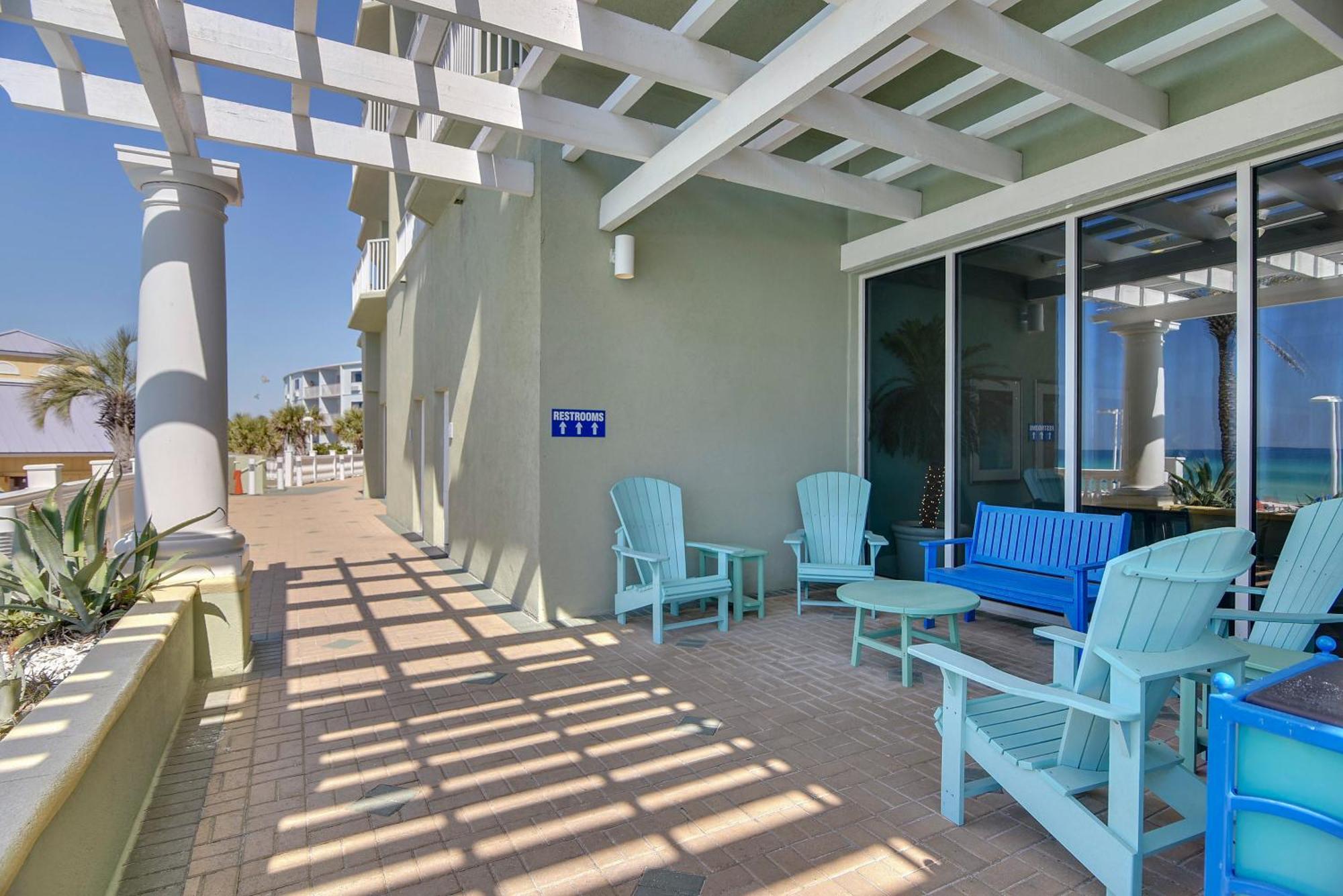 Boardwalk #806 By Book That Holiday home *