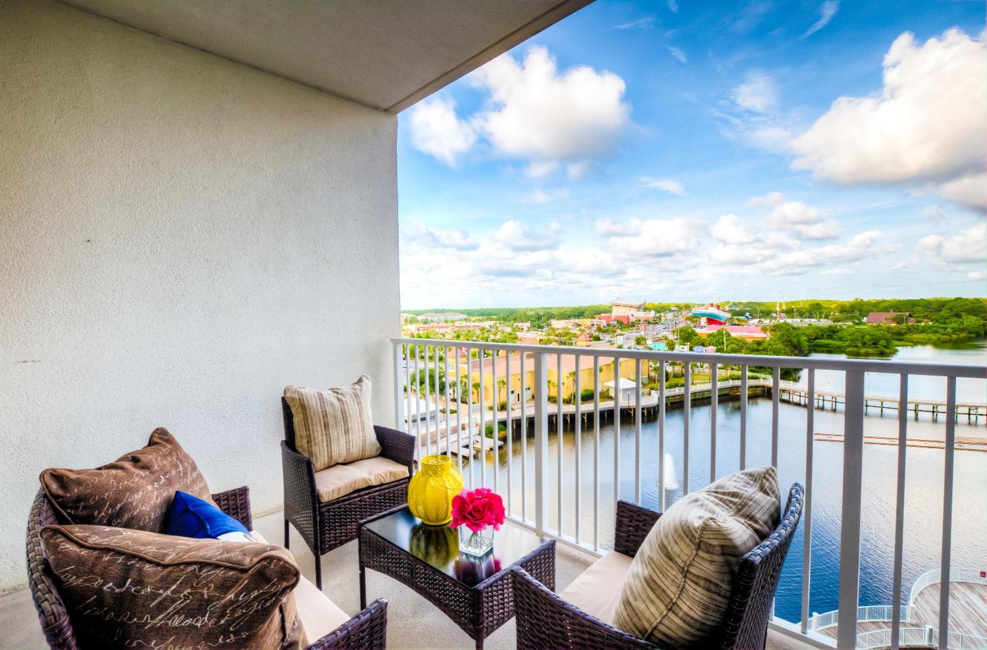 Holiday home Laketown Wharf 631 By Aneliya