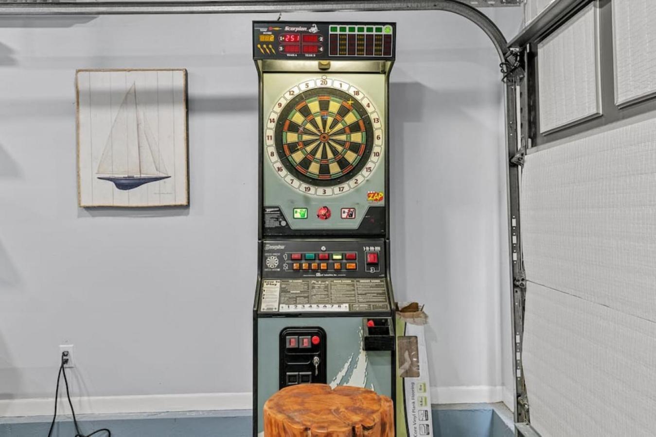 Holiday home Get Shipwrecked At This Private Pool With Tiki Bar And Amazing Game *