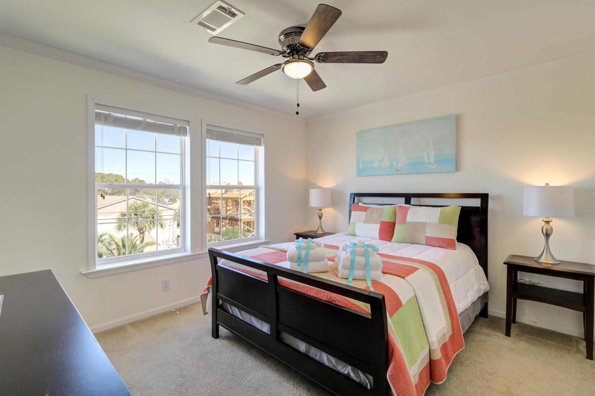 Summer Dayz - Families It Here, Just Across From The