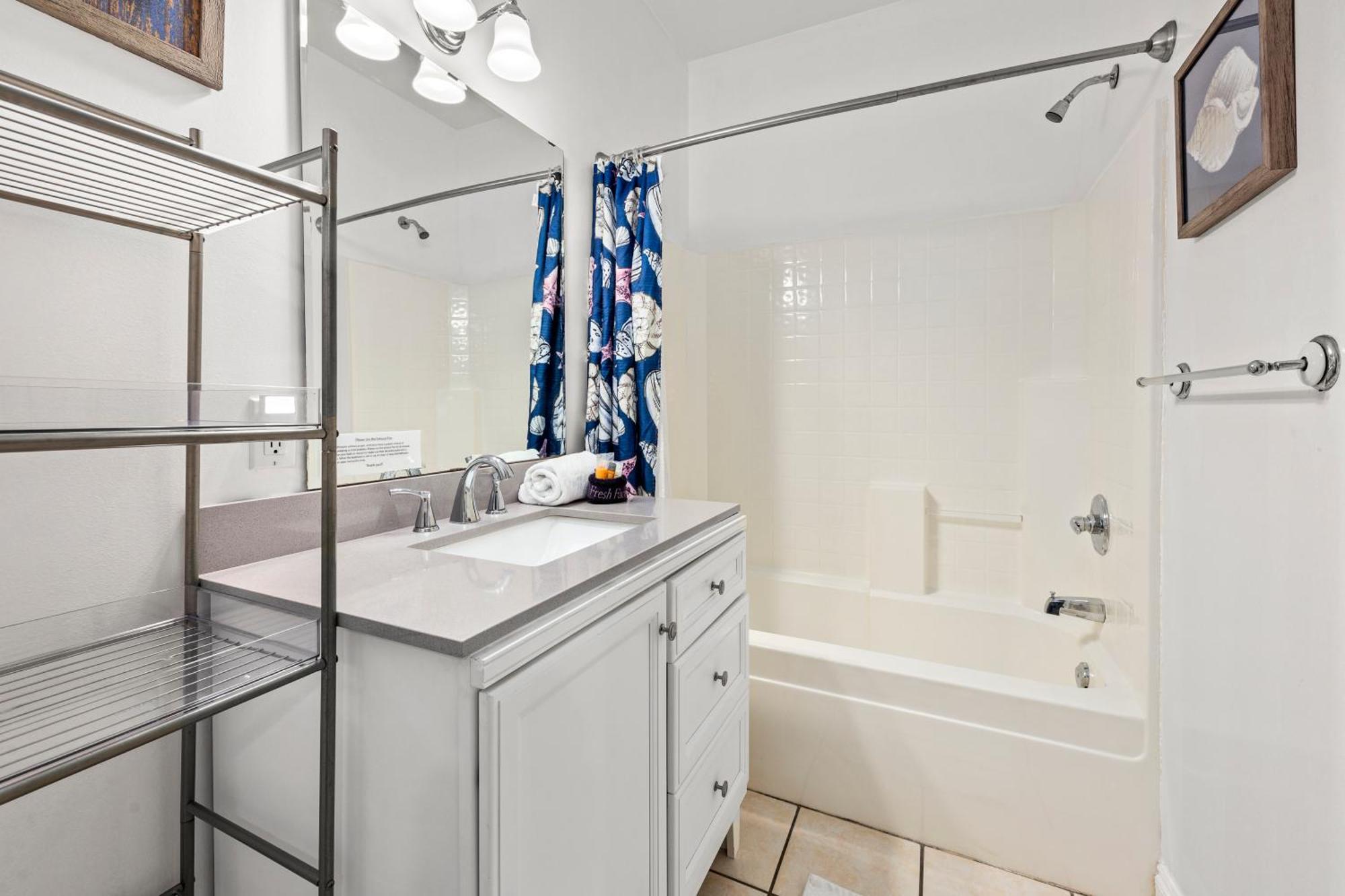 Next To Pier Park! Steps From The Beach! Dog-friendly! Pool! *