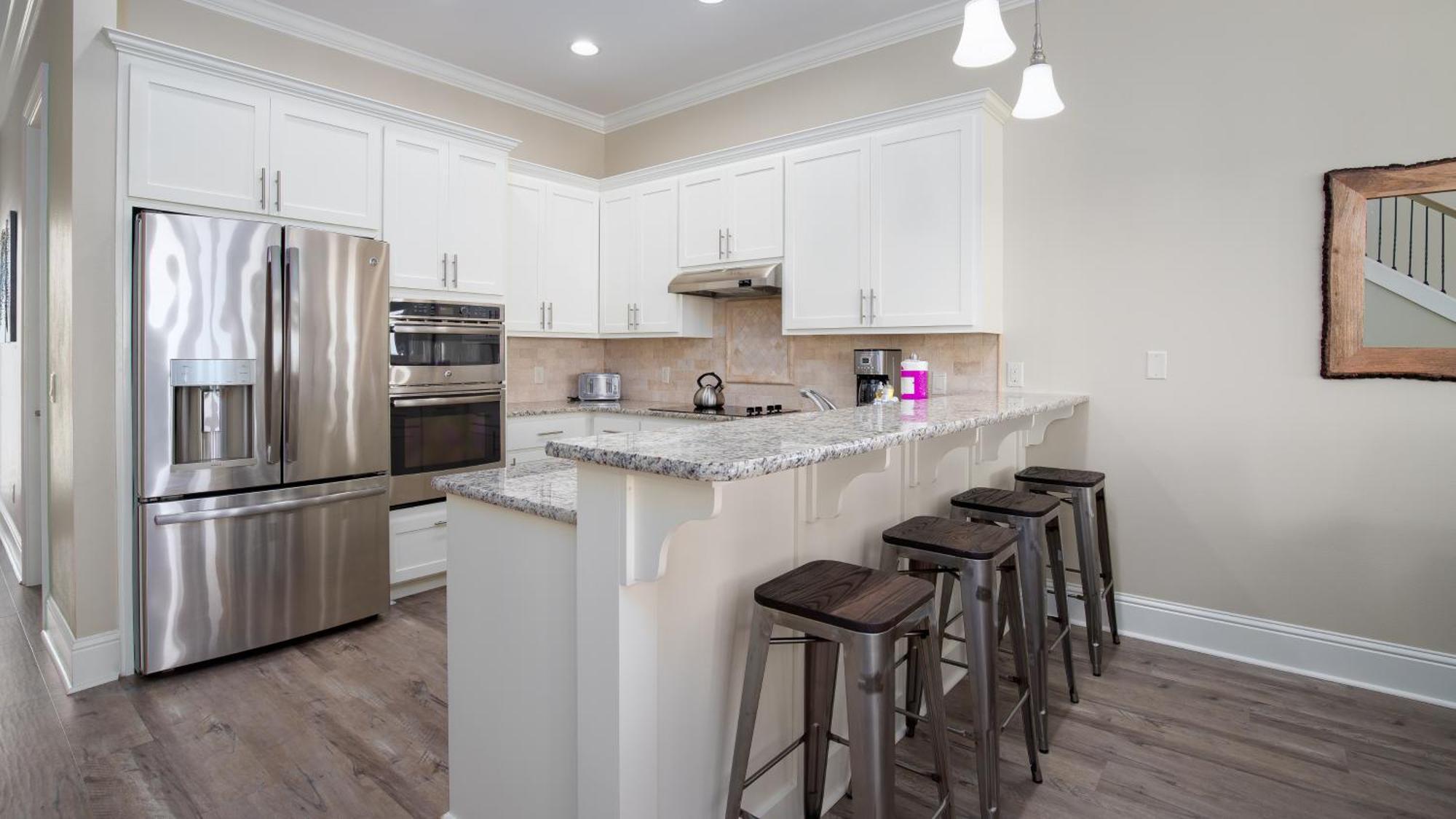 Walk To The Beach! 3 Story Home! 2 Balconies With Gulf Views! Holiday home Panama City Beach