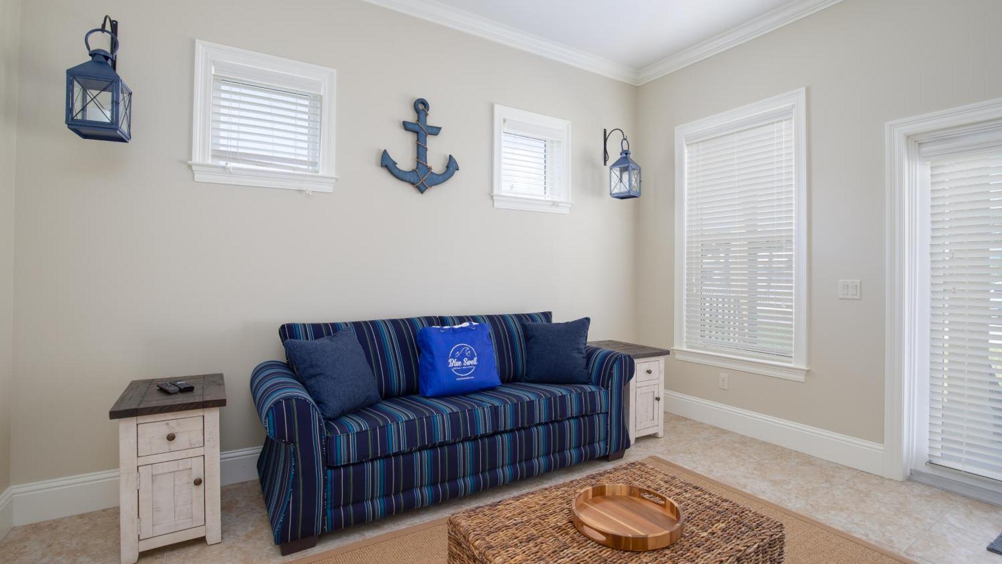 Walk To The Beach! 3 Story Home! 2 Balconies With Gulf Views!