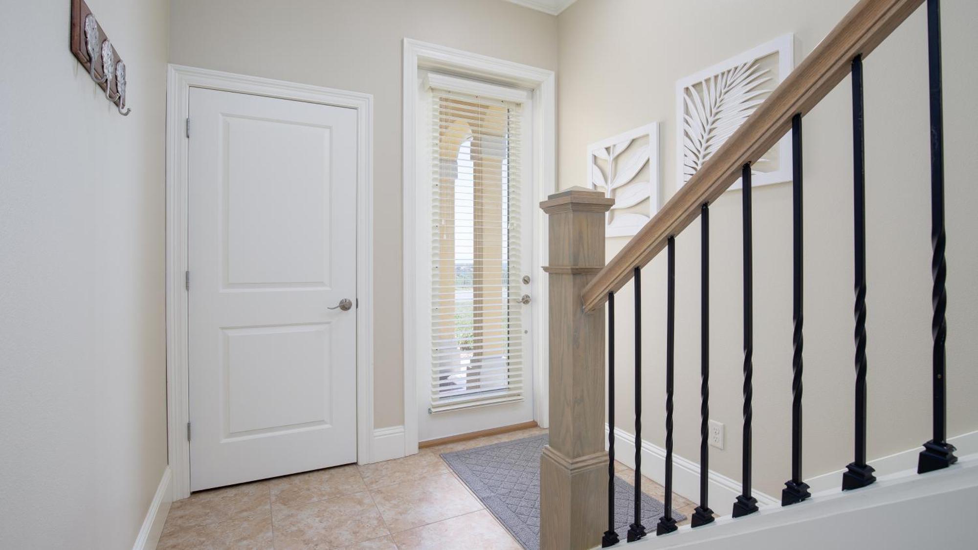 Walk To The Beach! 3 Story Home! 2 Balconies With Gulf Views!