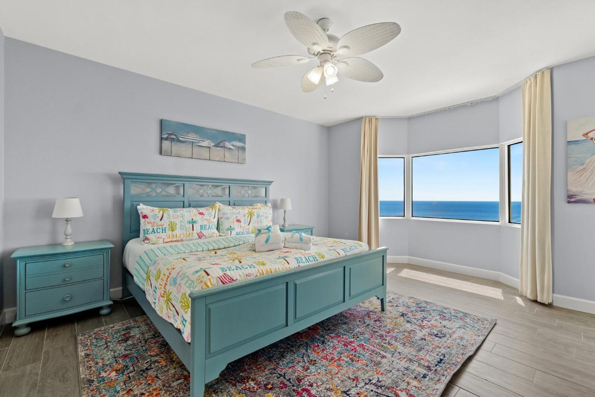Tidewater Luxury Penthouse With Amenities And A View! Holiday home Panama City Beach