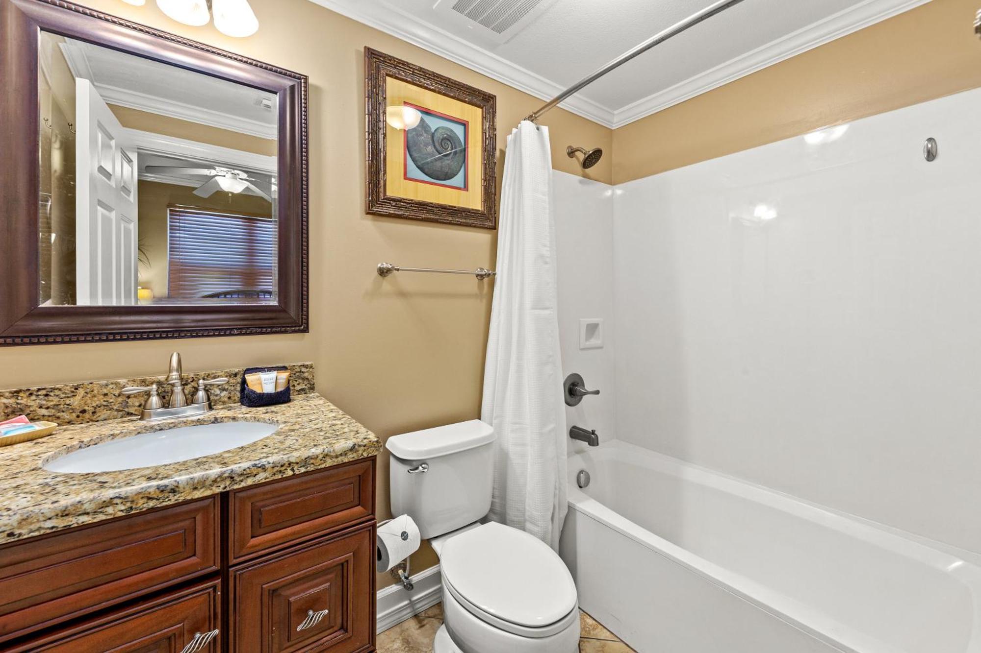 Gulf Front Master Bedroom! 2 Pools & Hot Tubs! Sleeps 8! * Panama City Beach