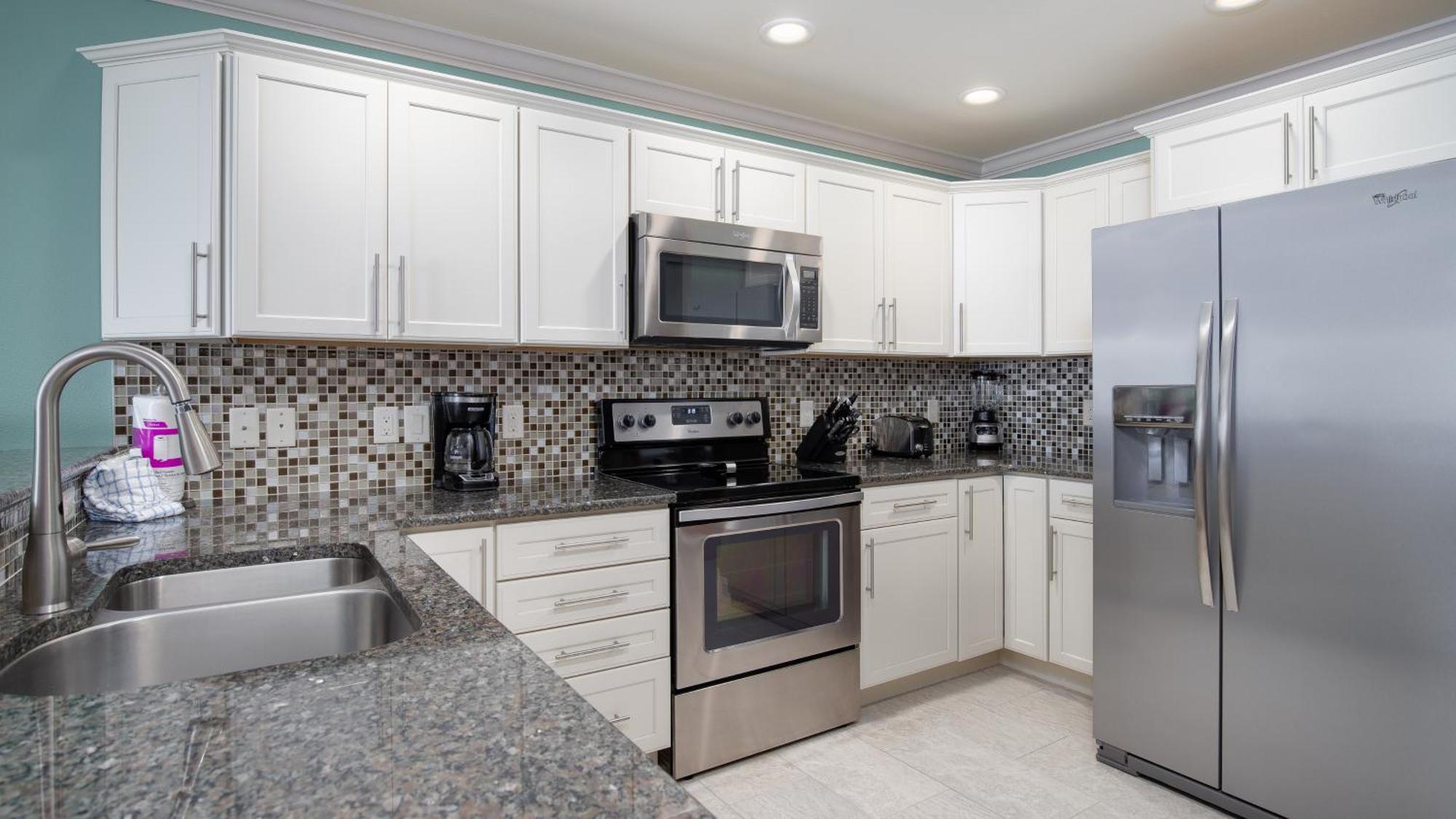 Beautiful Townhome Right On The Gulf - Get Ready To Relax!