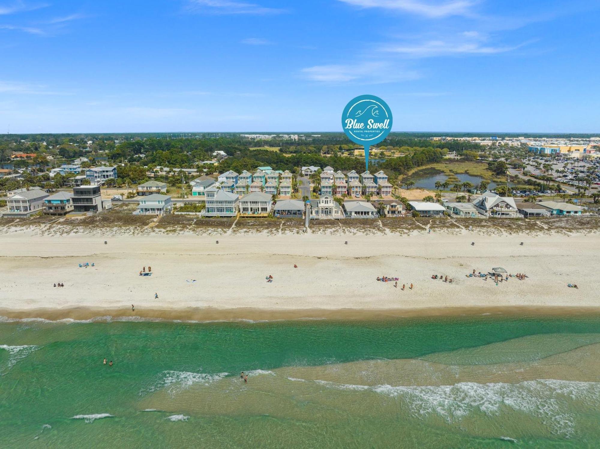Holiday home Next To Pier Park! Steps From The Beach! Dog-friendly! Pool! Panama City Beach