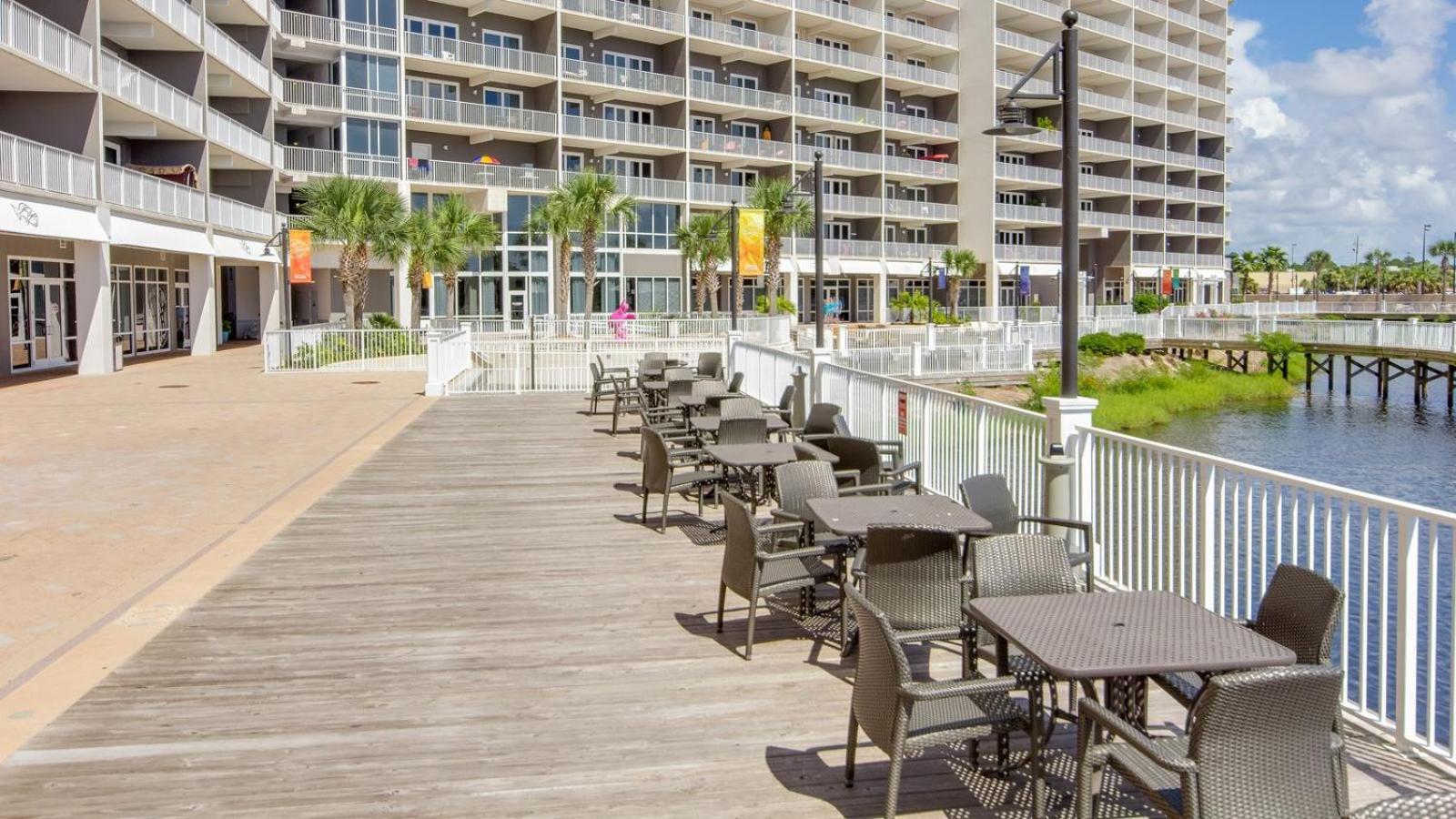 Laketown Wharf 1233 - Anchors Away