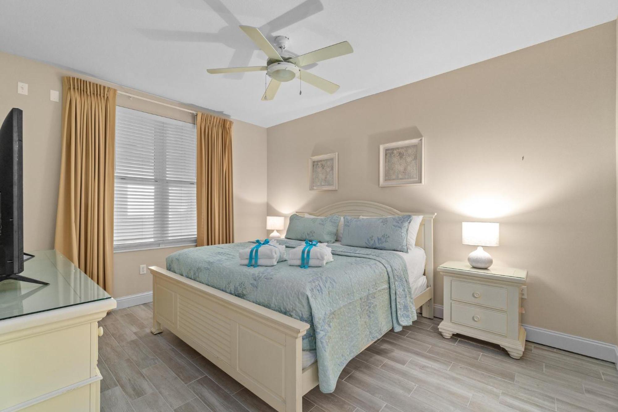 Beautiful 5th Floor Aqua Unit With Direct Ocean Views, Sleeps 8! *