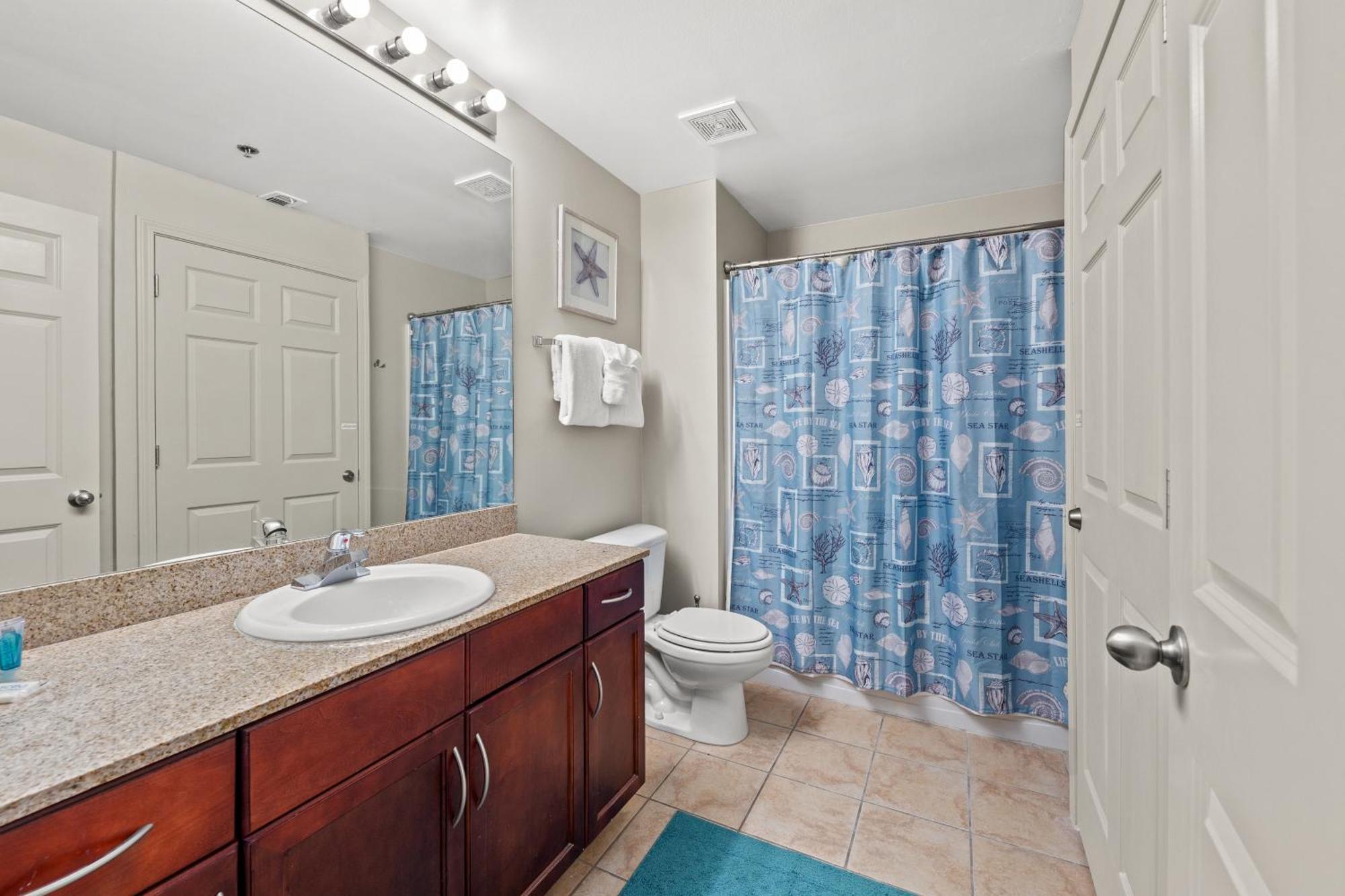 Laketown Wharf 1233 - Anchors Away Holiday home *