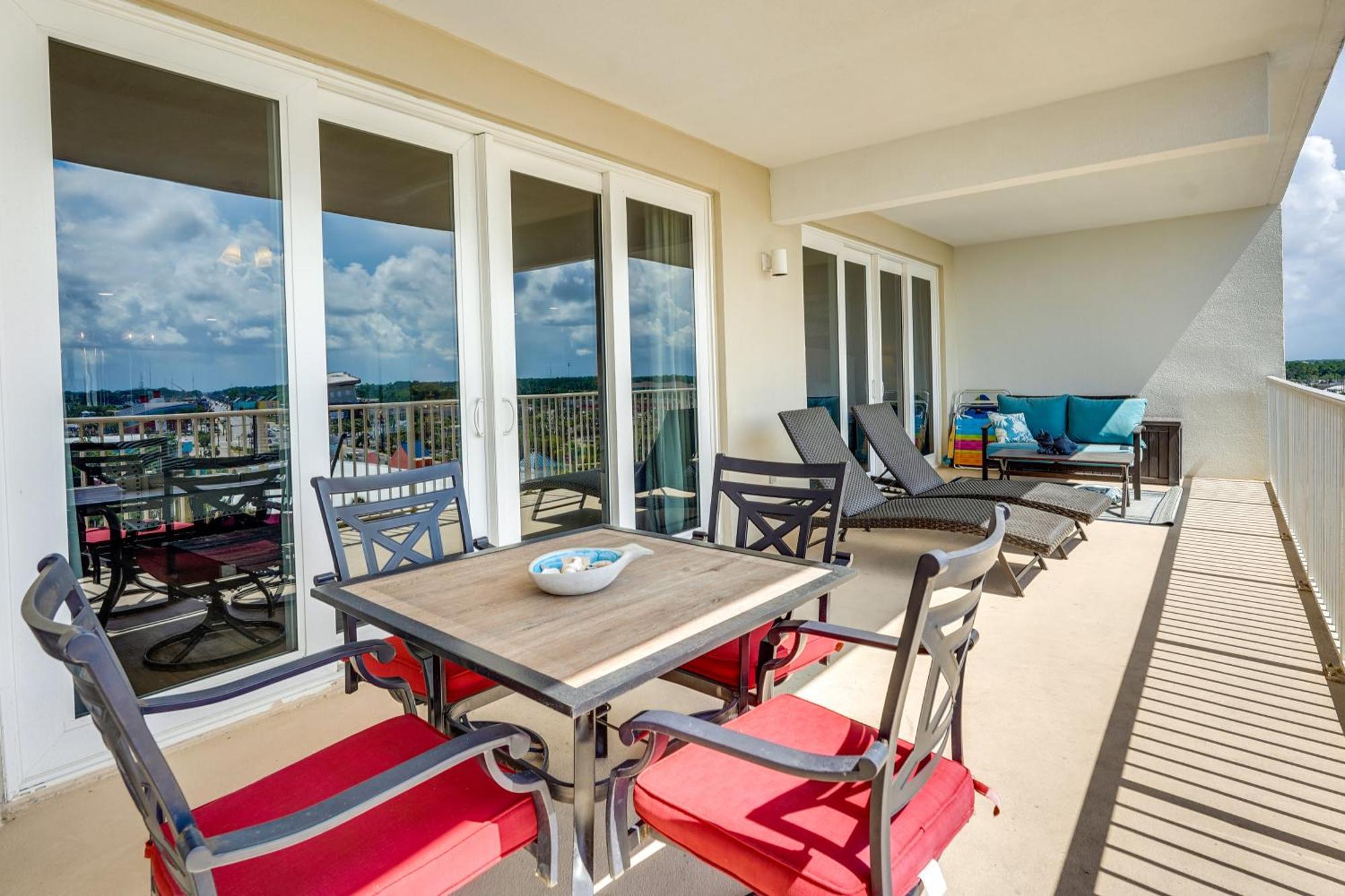 Pcb Vacation With Balcony And Access! Apartment Panama City Beach