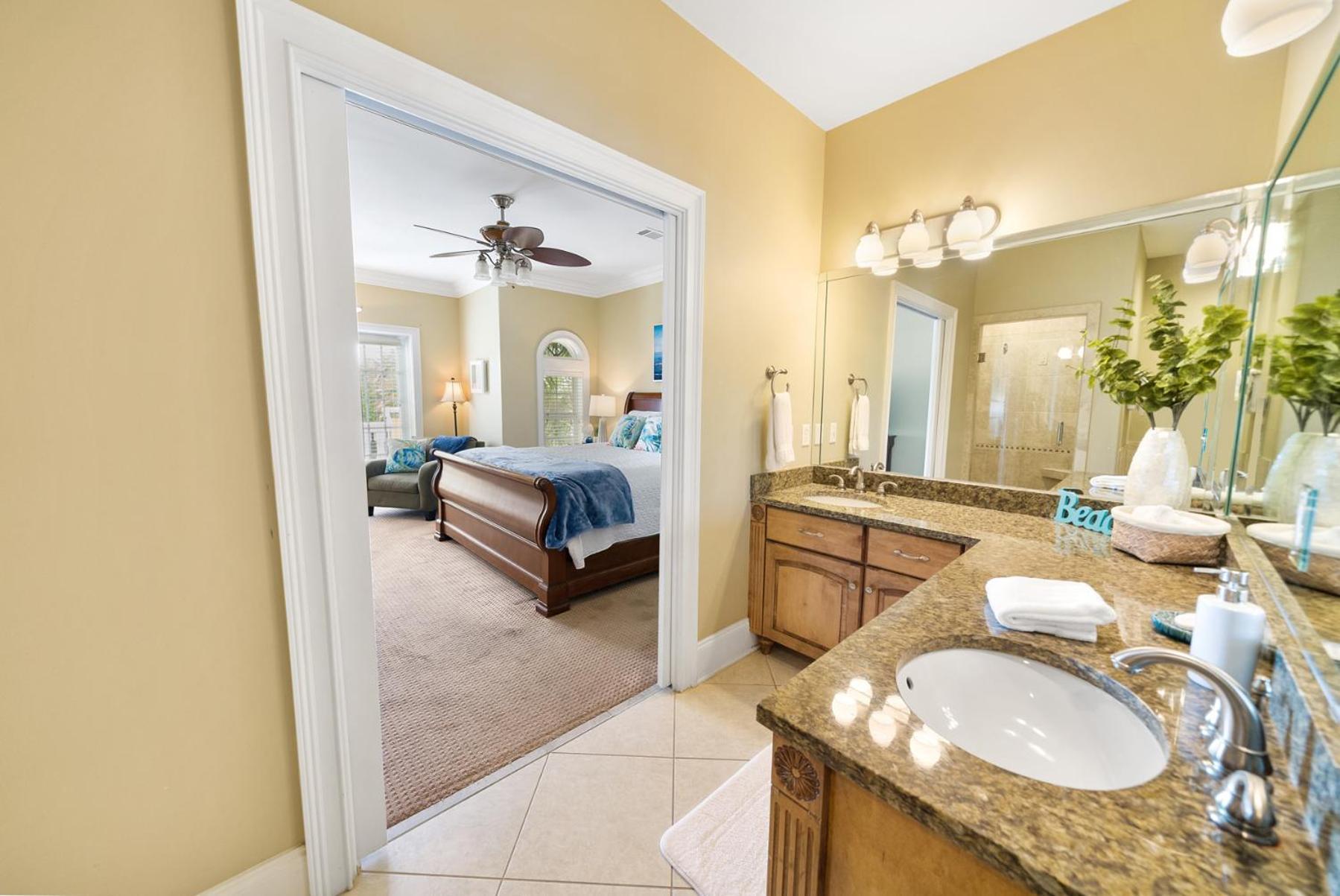 Spring Special, Lux 4br House Sleeps 12, Pool, Elevator, King Bed Villa *