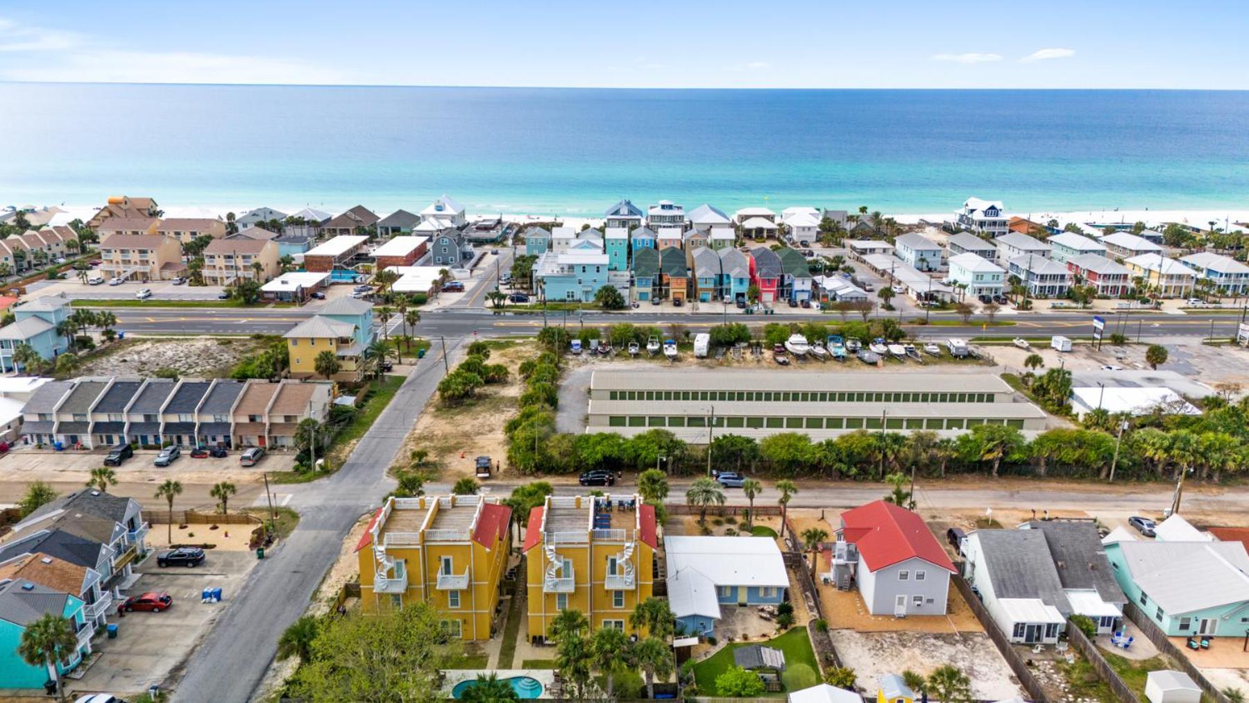 Villa Spring Special, Lux 4br House Sleeps 12, Pool, Elevator, King Bed Panama City Beach