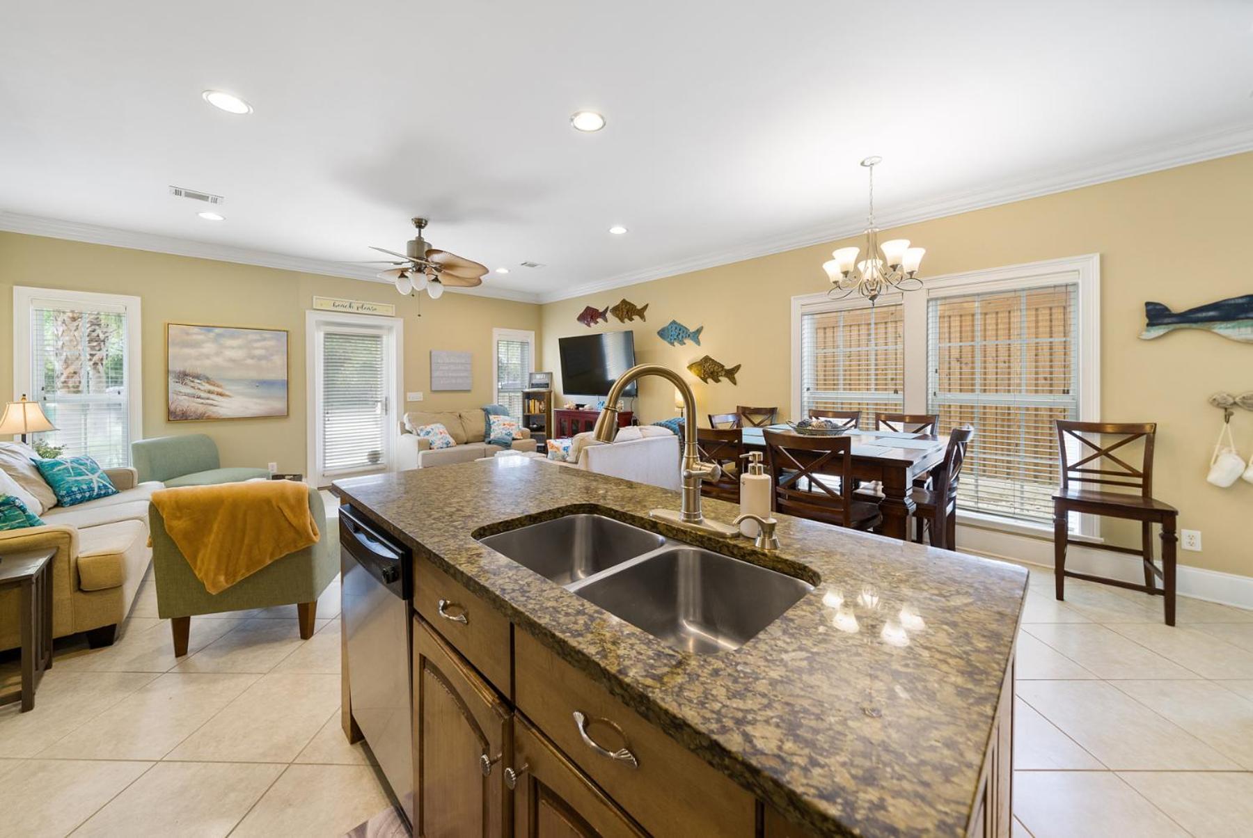 Spring Special, Lux 4br House Sleeps 12, Pool, Elevator, King Bed * Panama City Beach