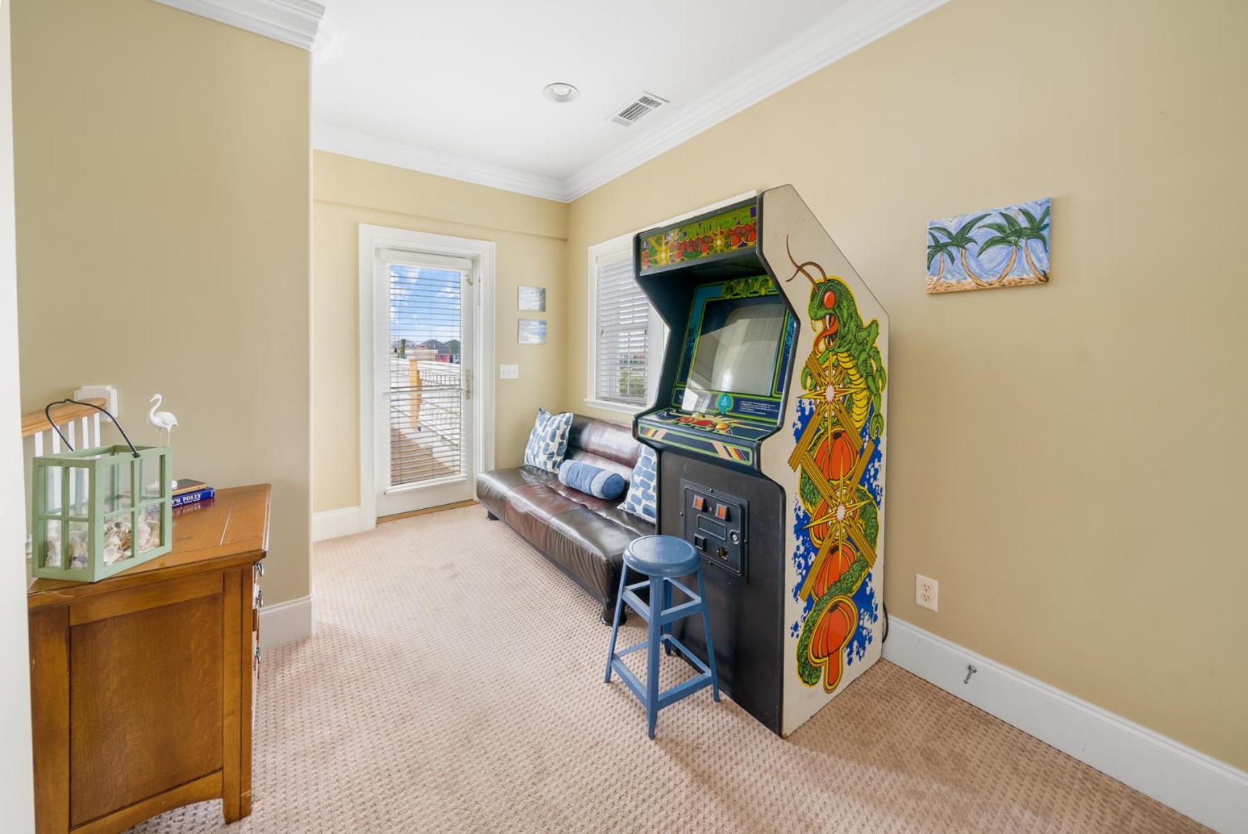 Villa Spring Special, Lux 4br House Sleeps 12, Pool, Elevator, King Bed Panama City Beach