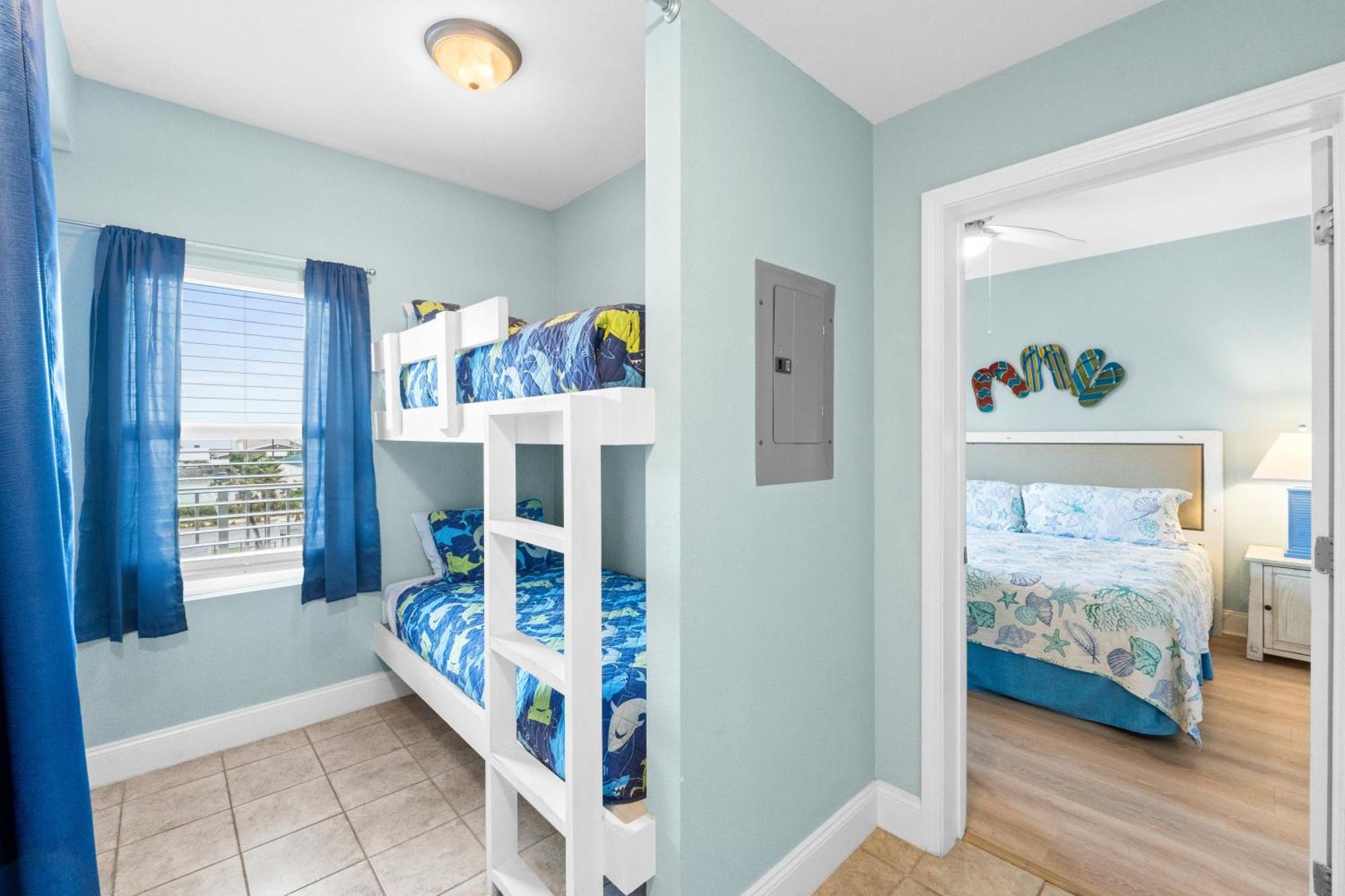 Laketown Wharf #226 By Book That Holiday home Panama City Beach