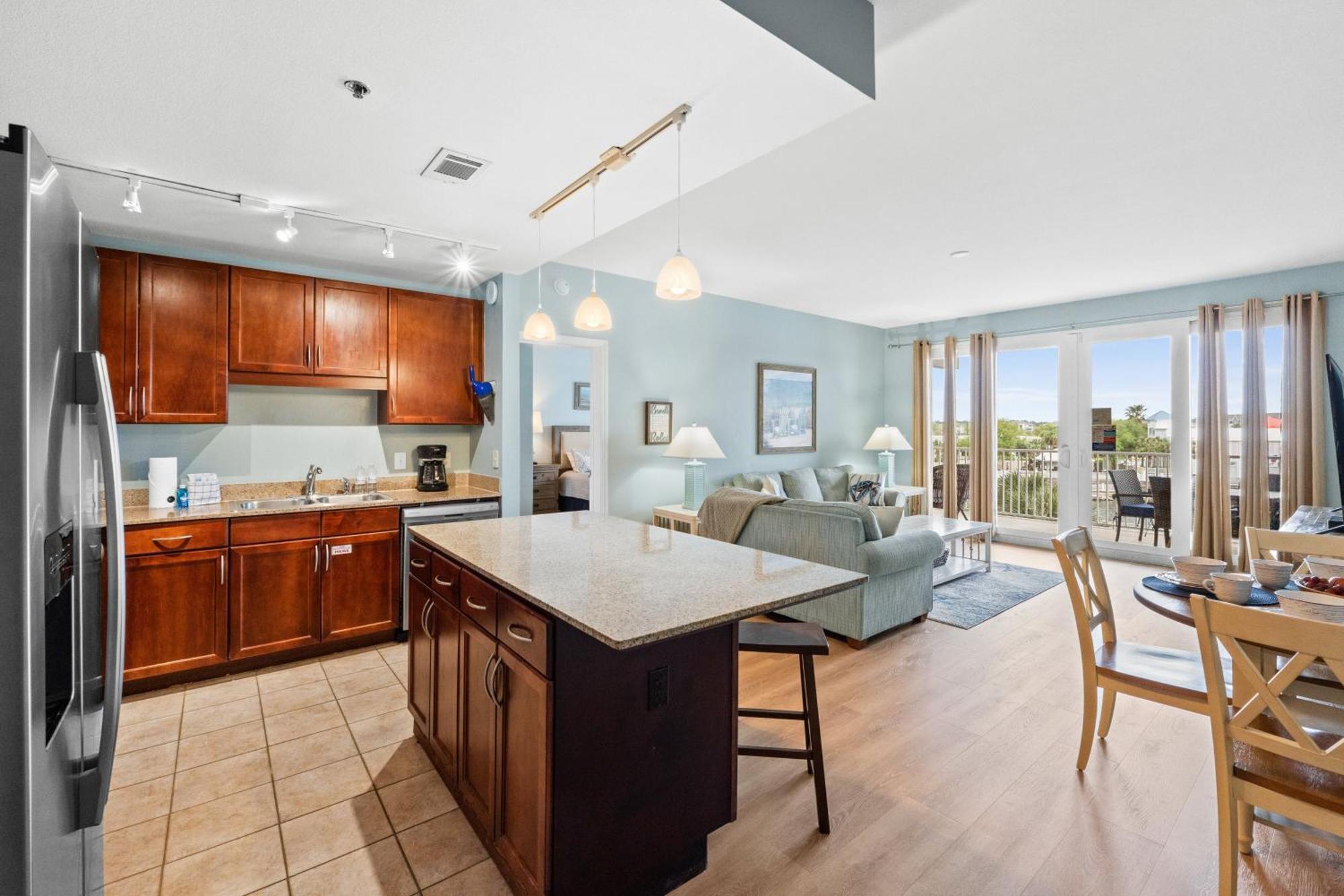Laketown Wharf #226 By Book That Holiday home *
