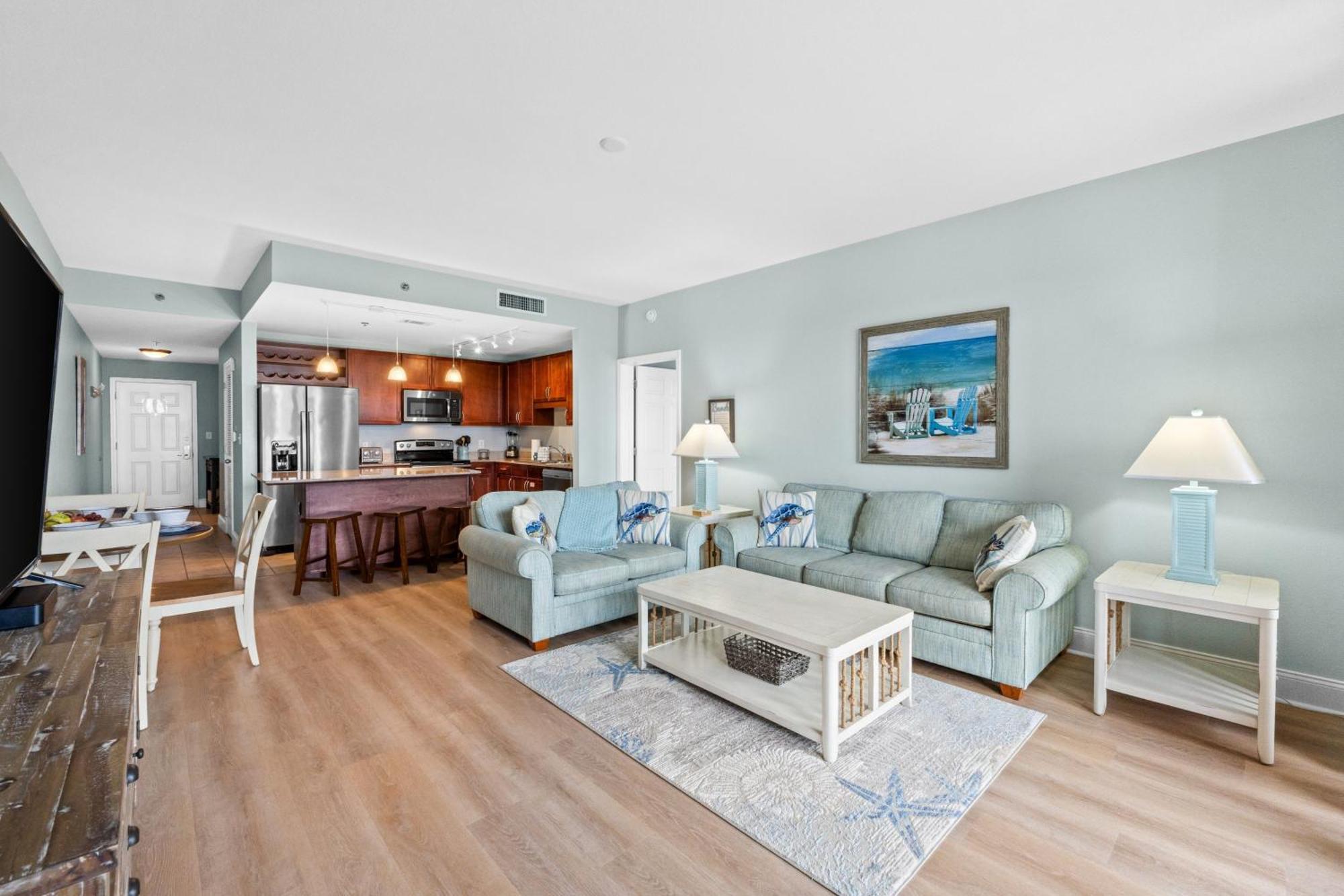 Laketown Wharf #226 By Book That Holiday home Panama City Beach