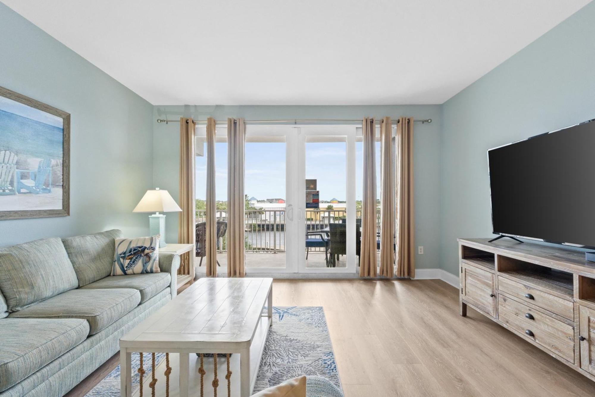Laketown Wharf #226 By Book That Panama City Beach