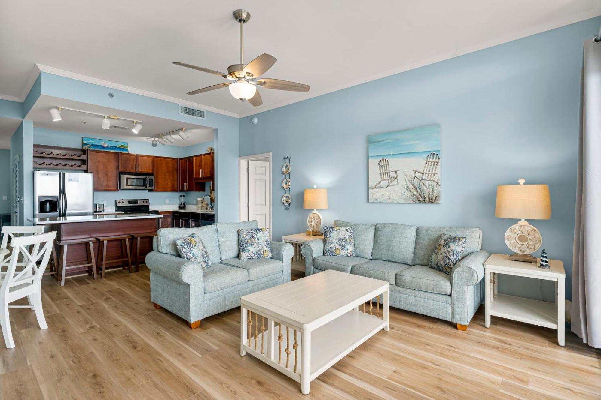 Laketown Wharf 2032 Apartment