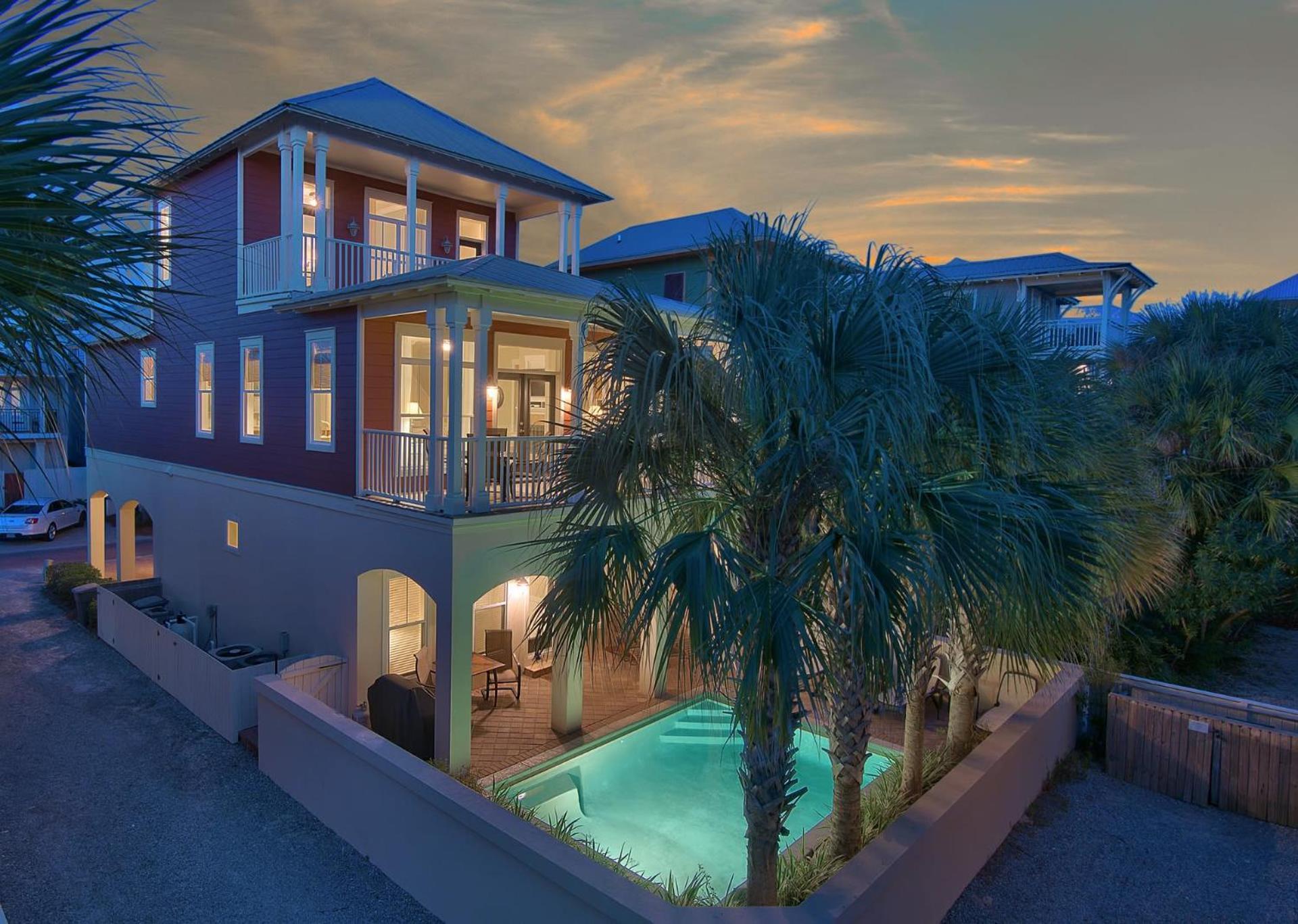House With Heated Pool 100 Steps From Holiday home