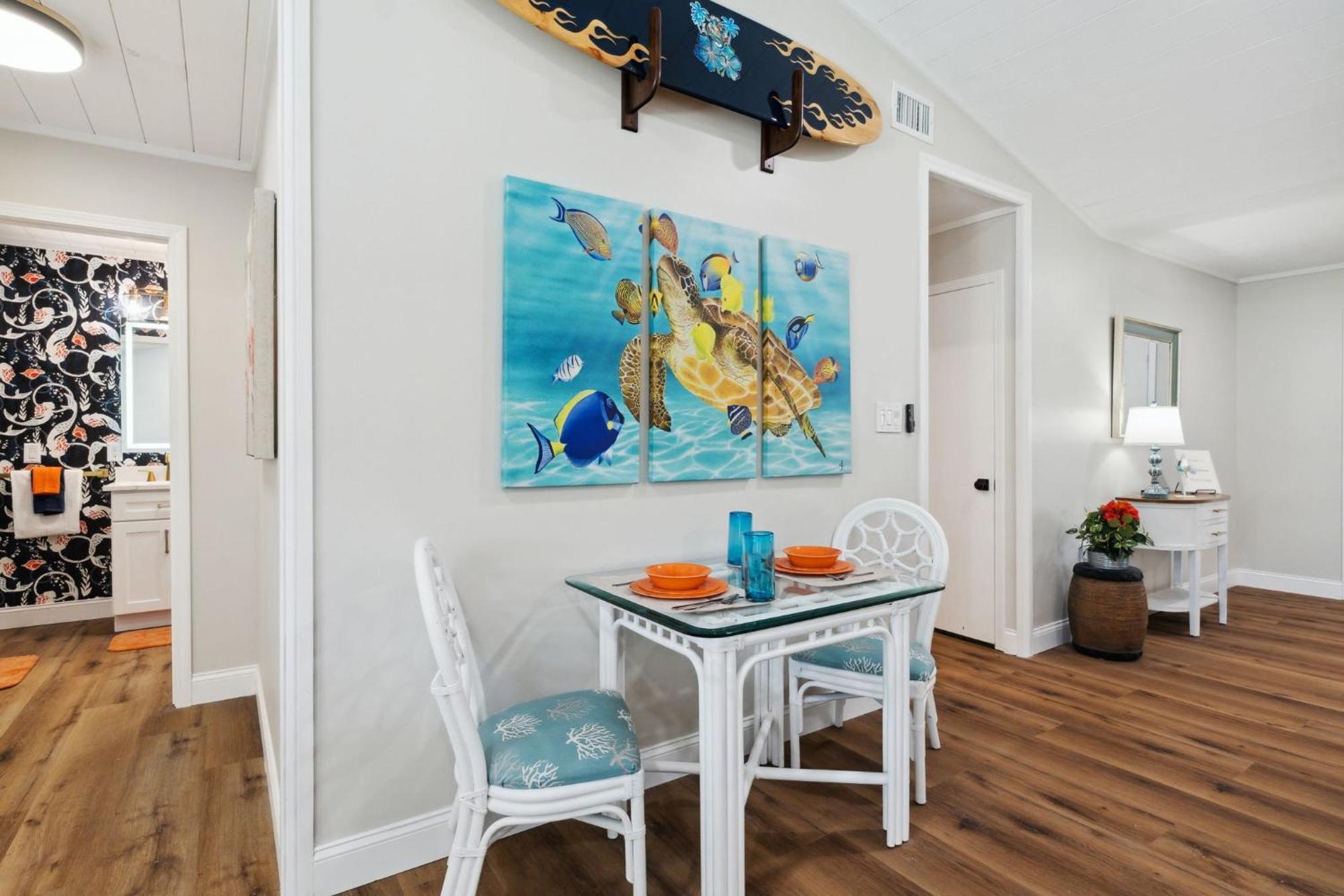 Waterscape At 3900 Quarts St By Nautical