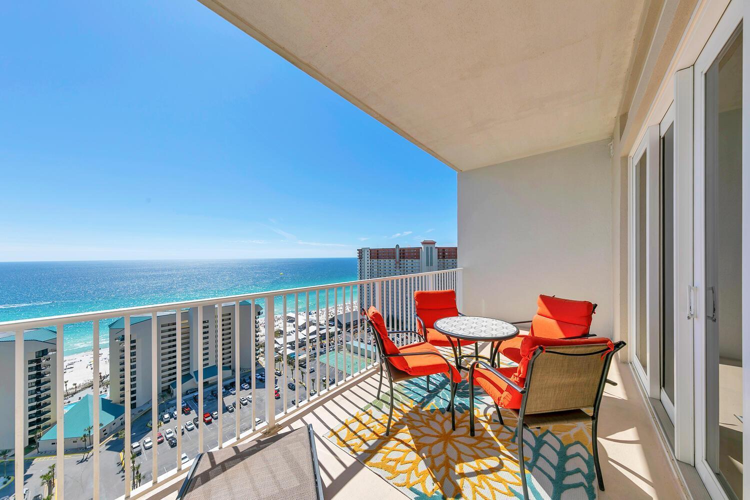 Laketown Wharf 2013 Apartment
