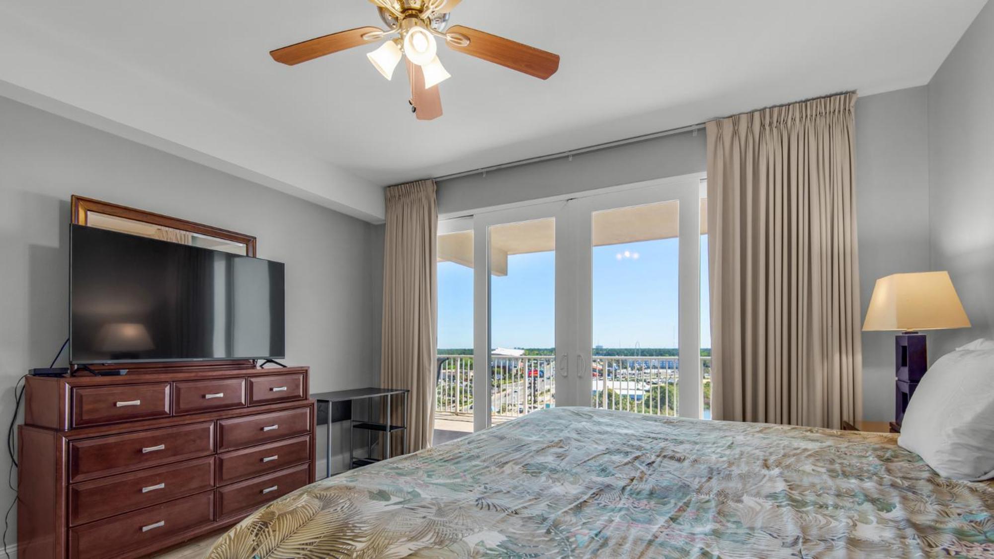 Laketown Wharf 933! Beautiful 3 Bd, Great Amenities, And Great Location Panama City Beach