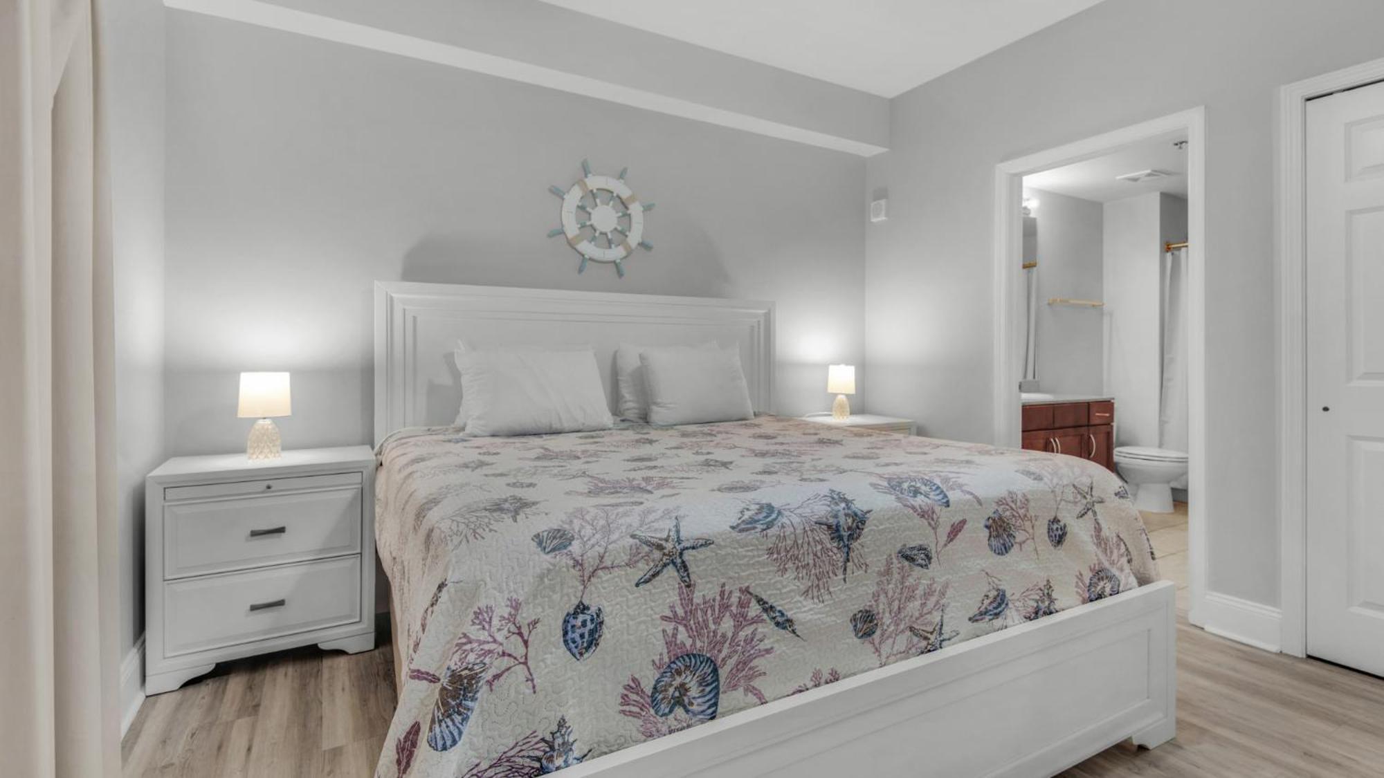 Laketown Wharf 933! Beautiful 3 Bd, Great Amenities, And Great Location Holiday home *