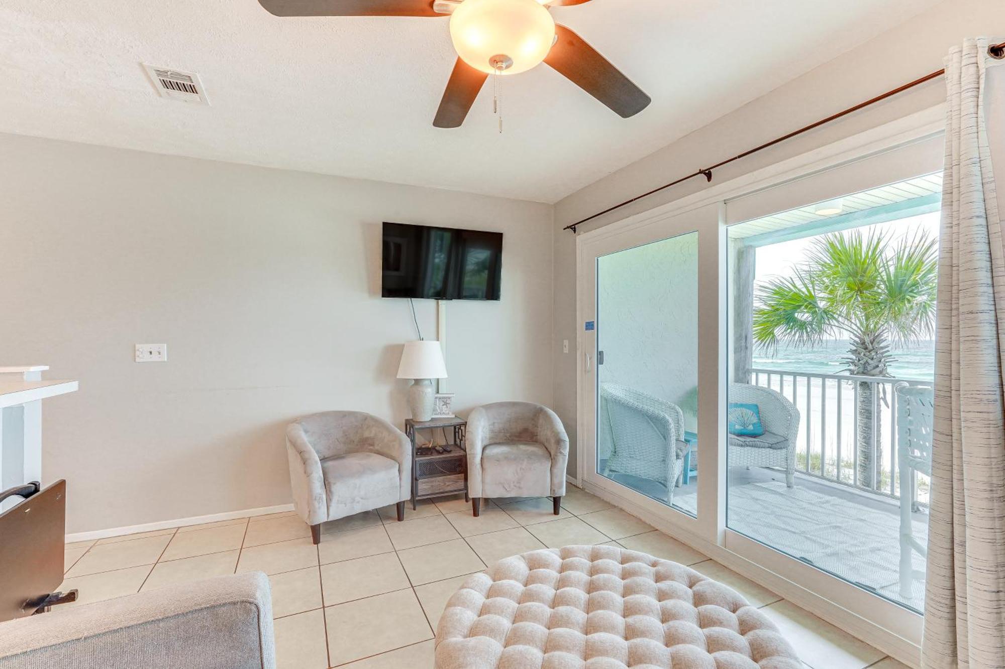 Oceanfront Panama With Balcony! Apartment *
