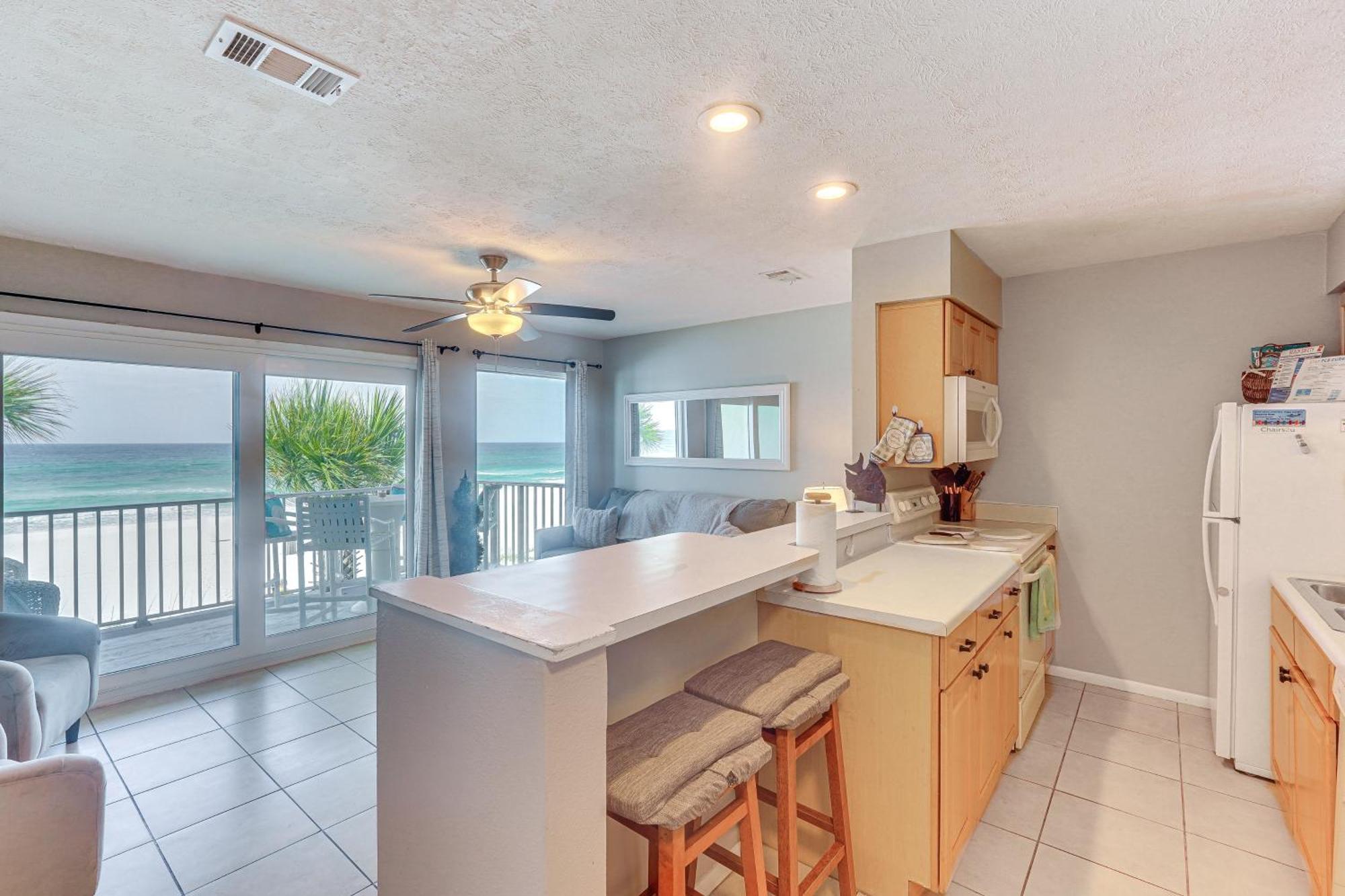 Oceanfront Panama With Balcony! Panama City Beach