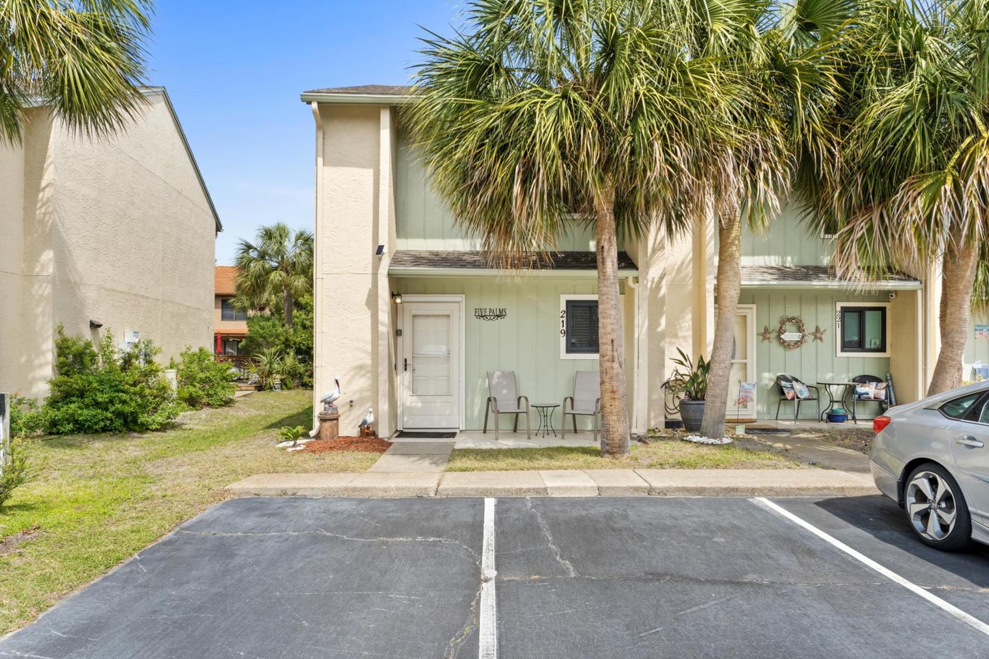 Gulf Highlands 219 By Book That Holiday home