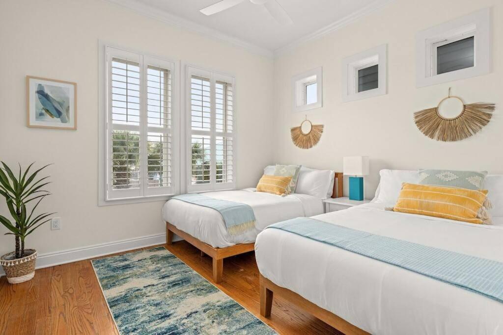 Modern Haues 4 Min Walk To W/ Pool Bbq Holiday home Panama City Beach
