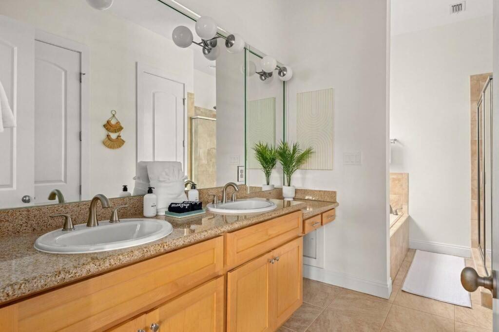 Modern Haues 4 Min Walk To W/ Pool Bbq Panama City Beach