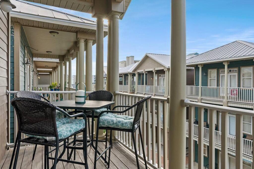 Holiday home Modern Haues 4 Min Walk To W/ Pool Bbq *