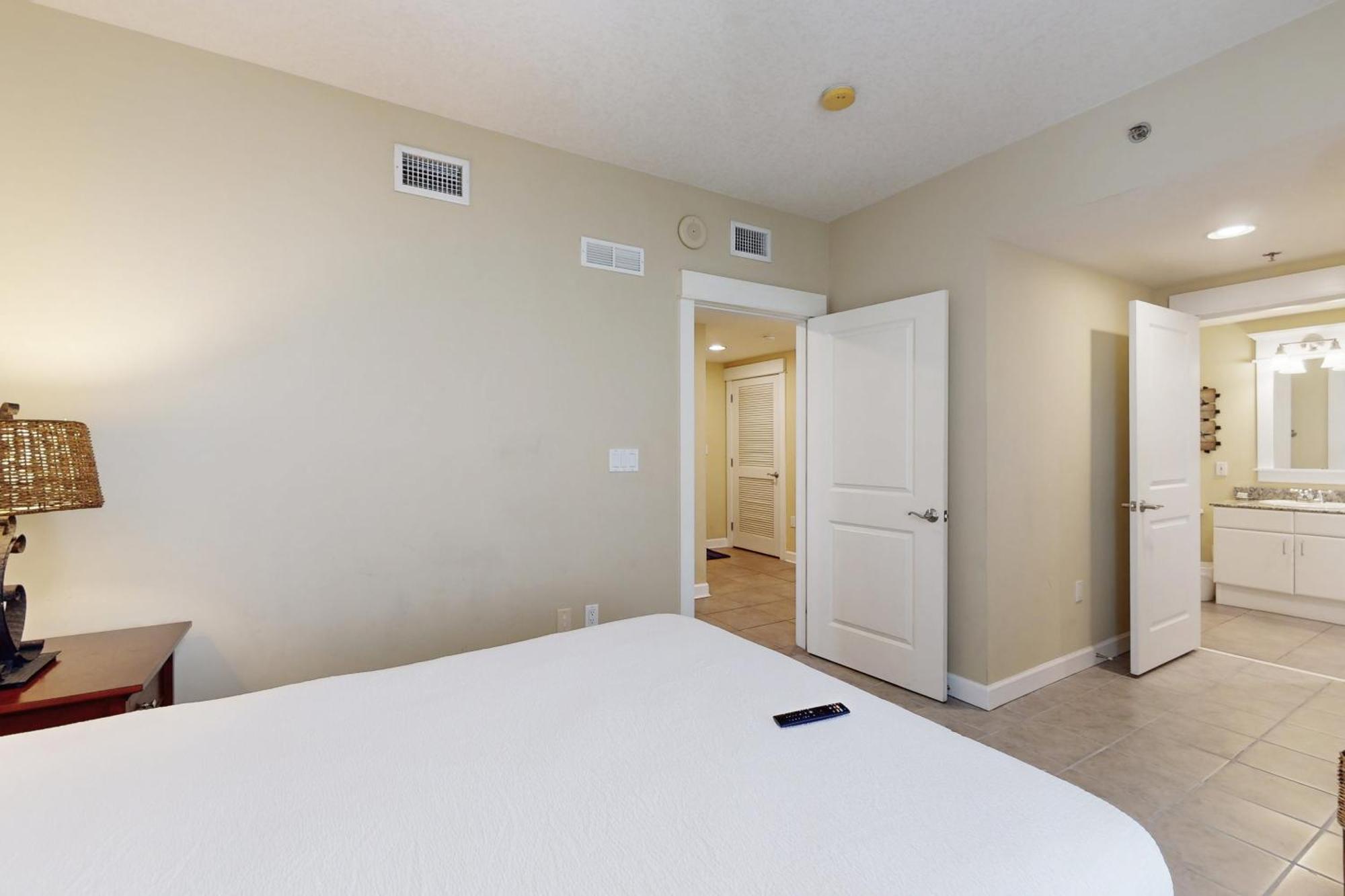 Apartment Grand Panama Tower 2 Unit 401
