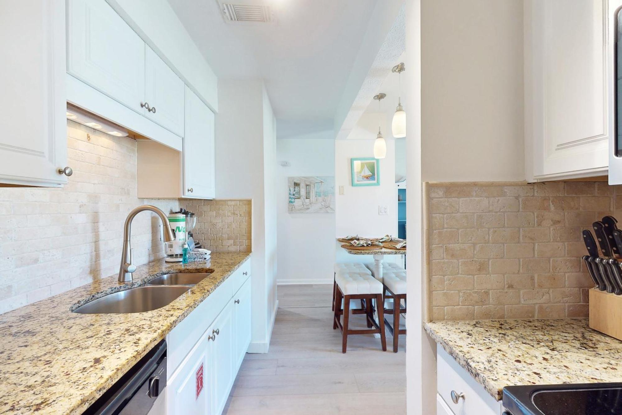Endless Summer F2 Apartment *