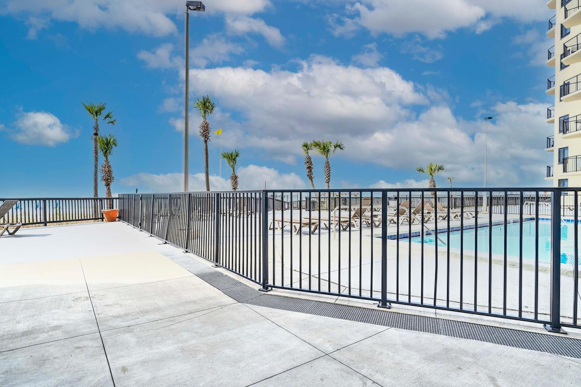 Sunbird Resort! Ground-floor Renovated Condo! Free Chairs! By Dolce Getaways Pcb