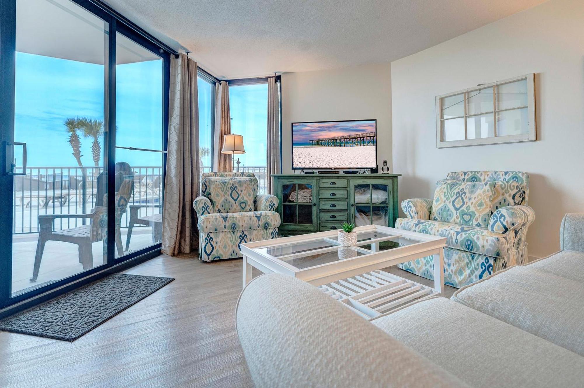 Sunbird Resort! Ground-floor Renovated Condo! Free Chairs! By Dolce Getaways Pcb